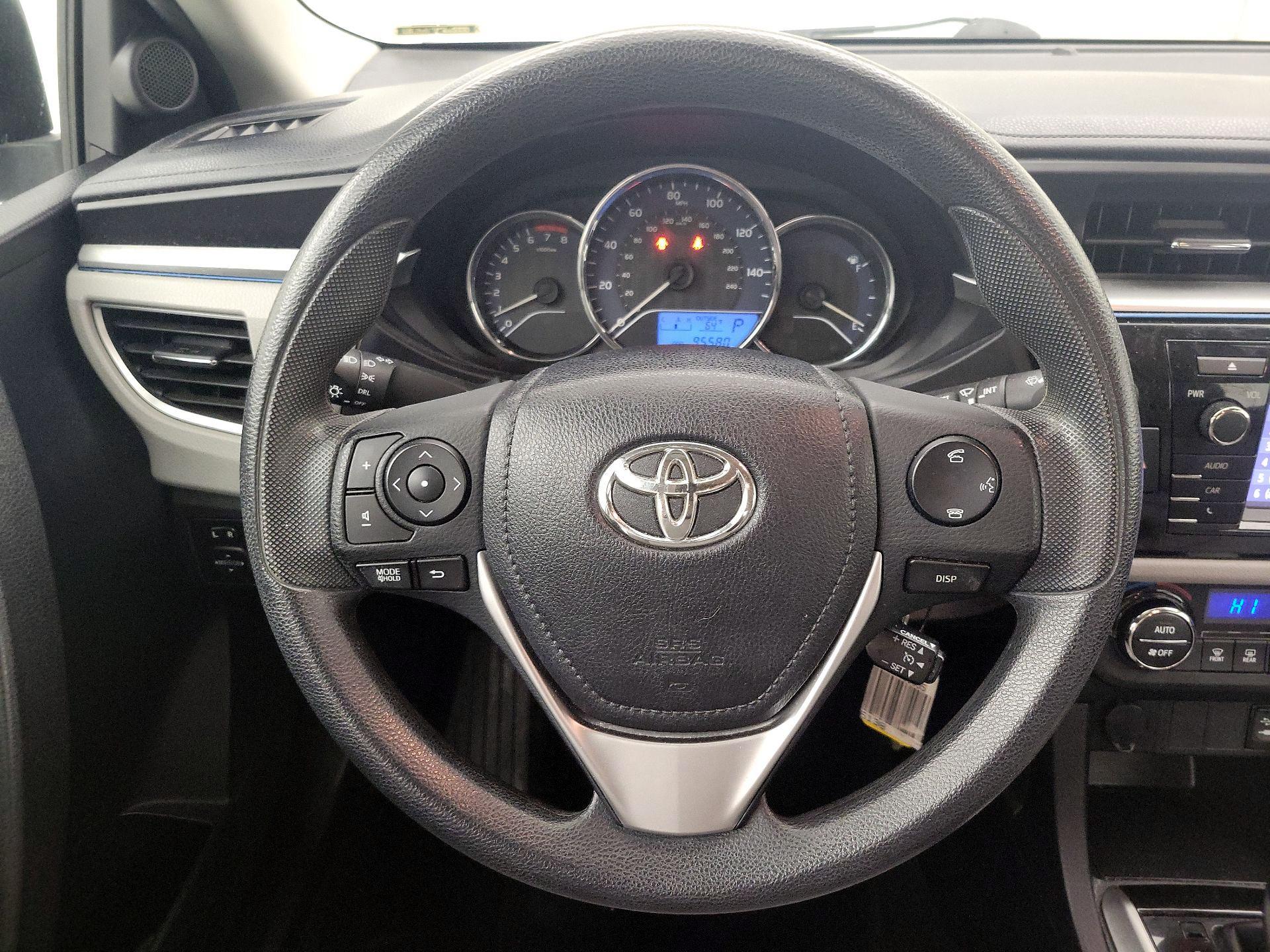 Thumbnail: 2014 Toyota Corolla - 10