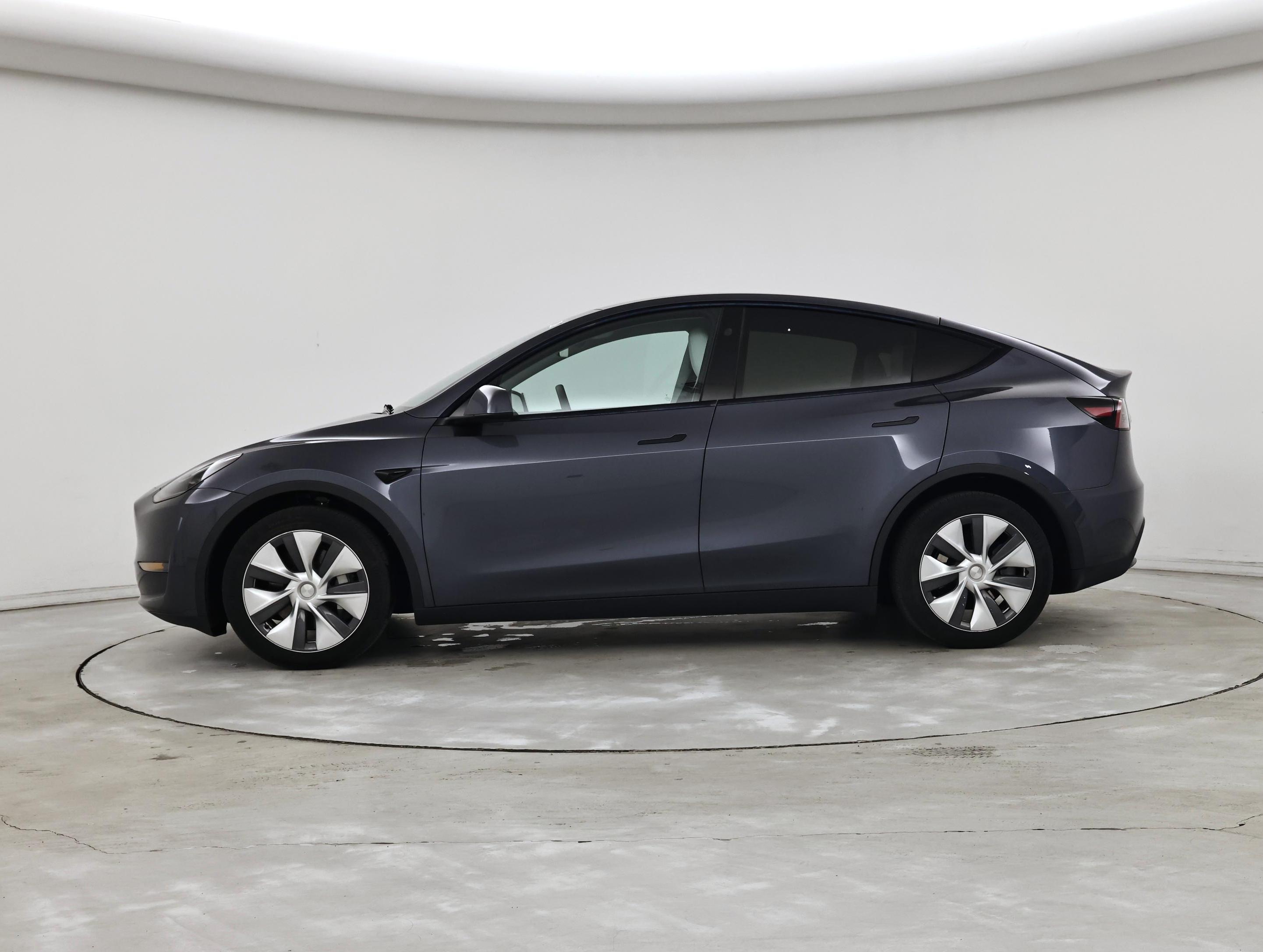 Thumbnail: 2023 Tesla Model Y - 3