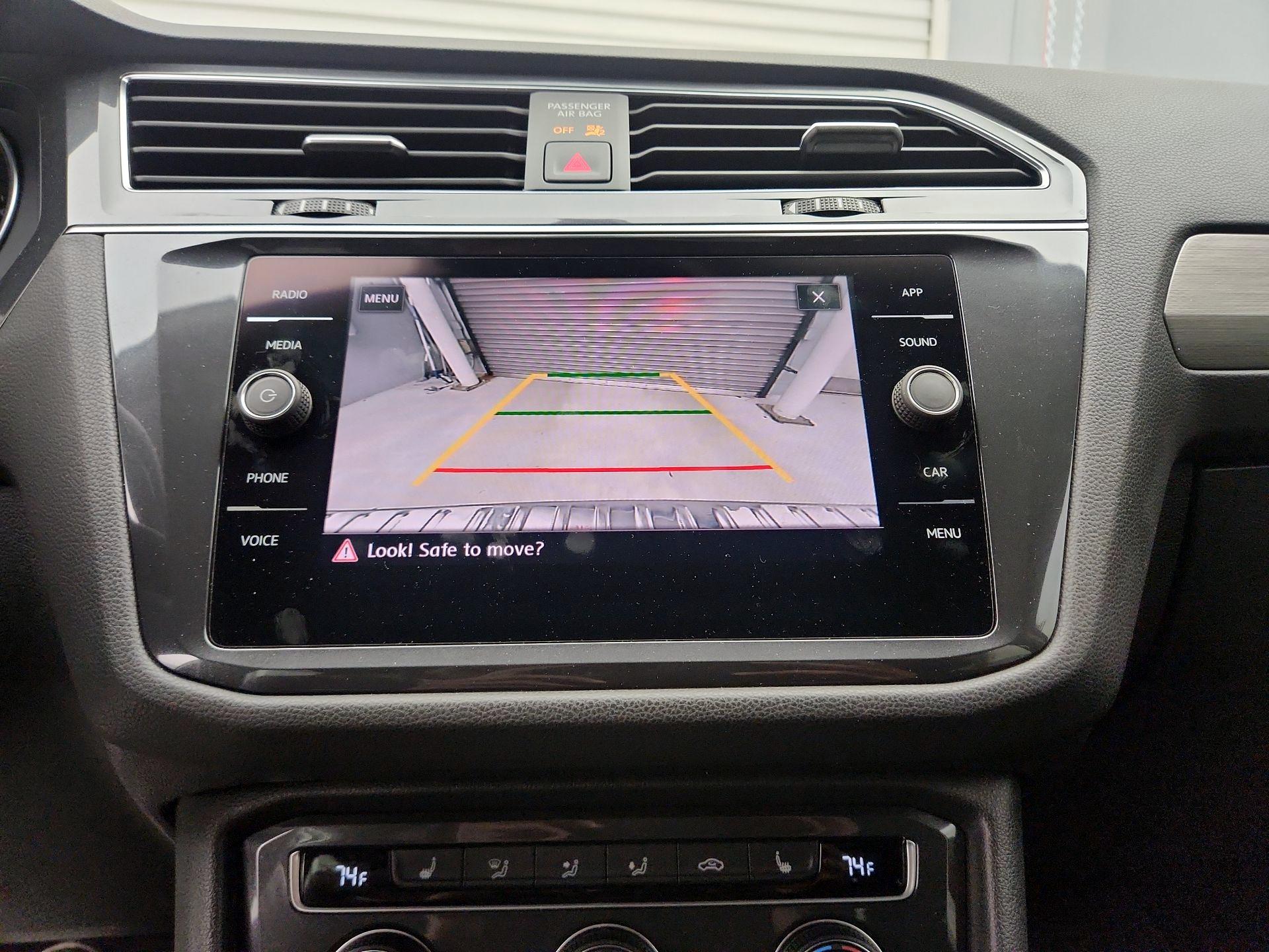 Thumbnail: 2020 Volkswagen Tiguan - 14