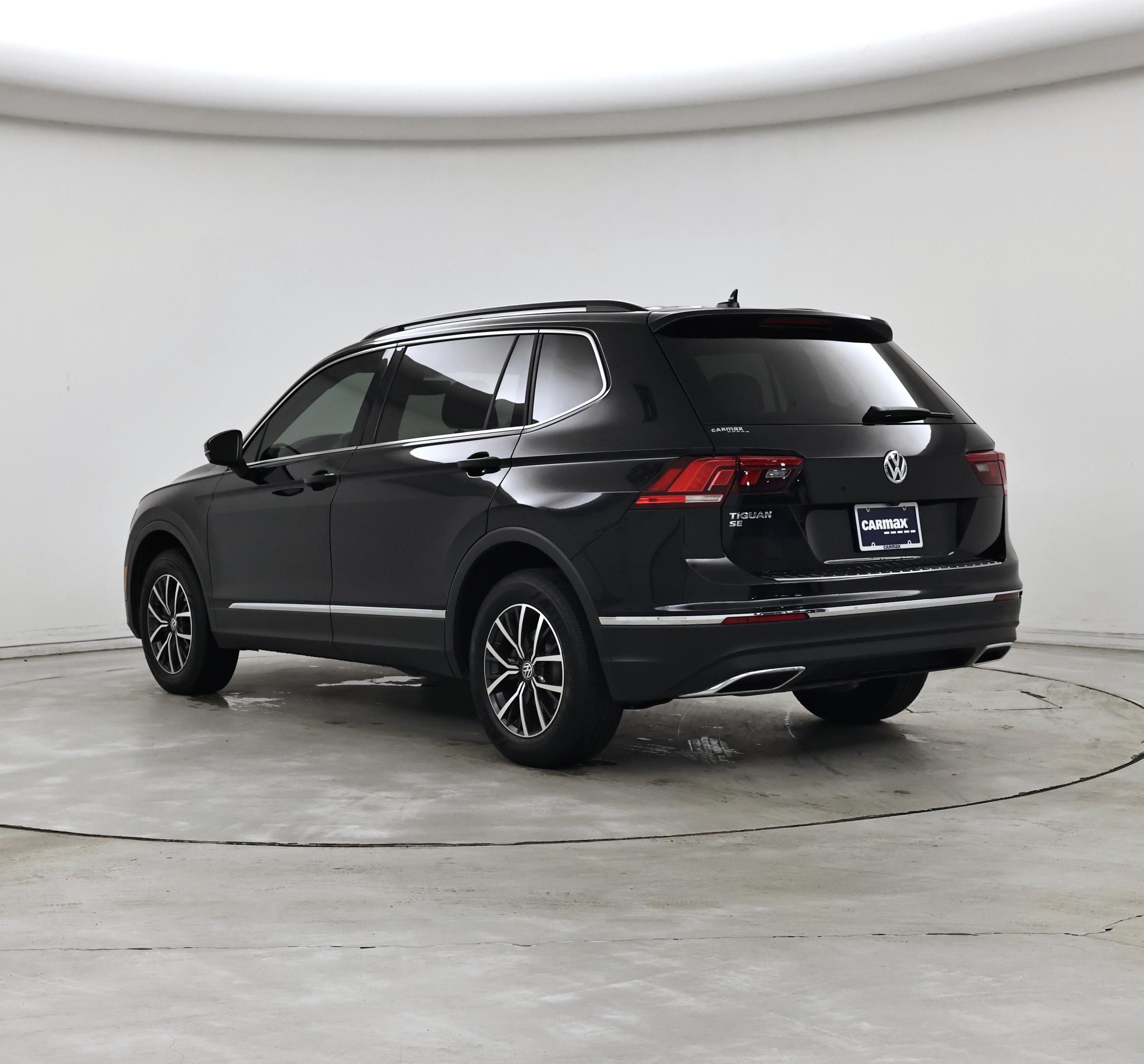 Thumbnail: 2020 Volkswagen Tiguan - 2