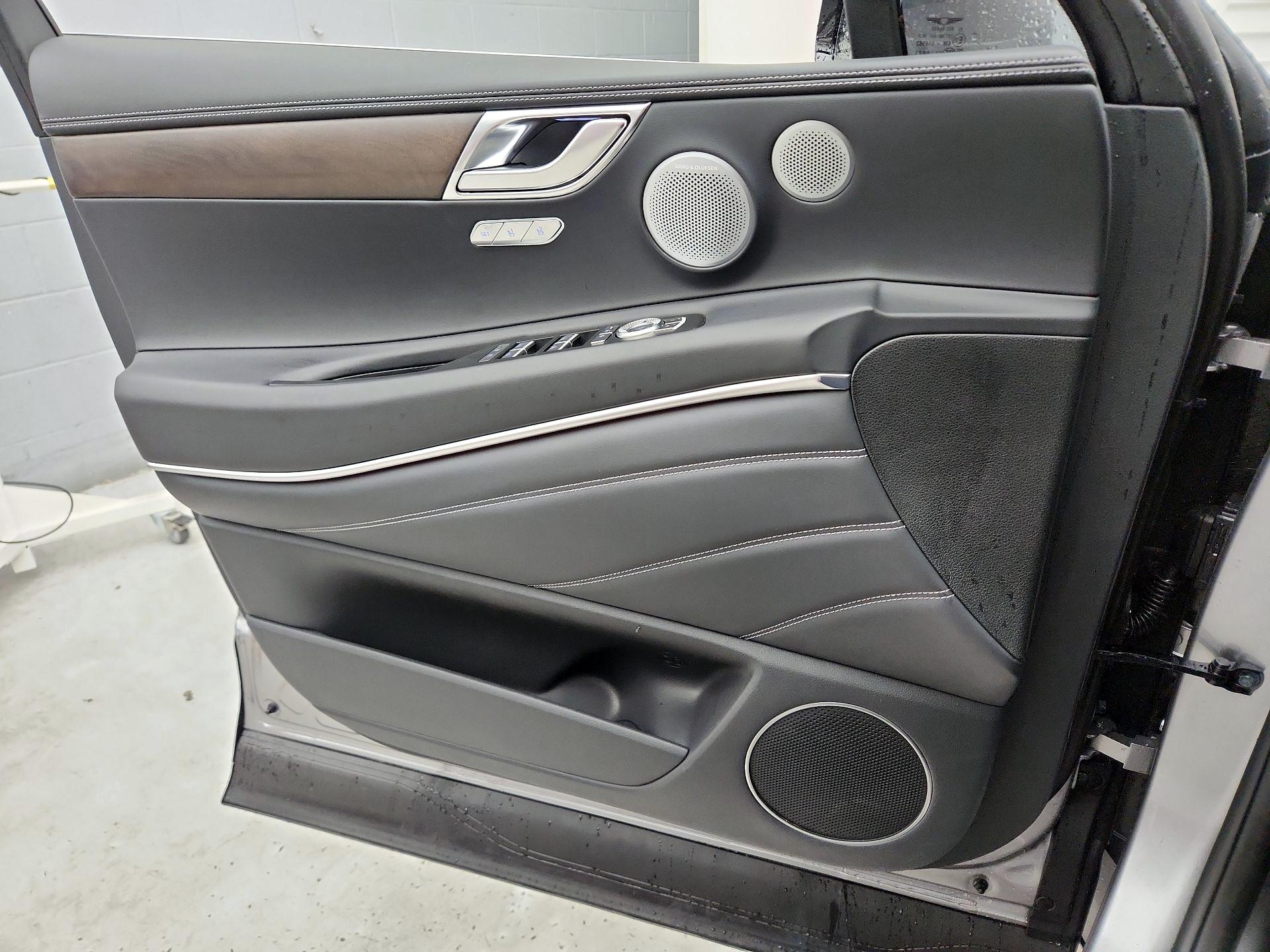 Thumbnail: 2025 Genesis GV80 - 12