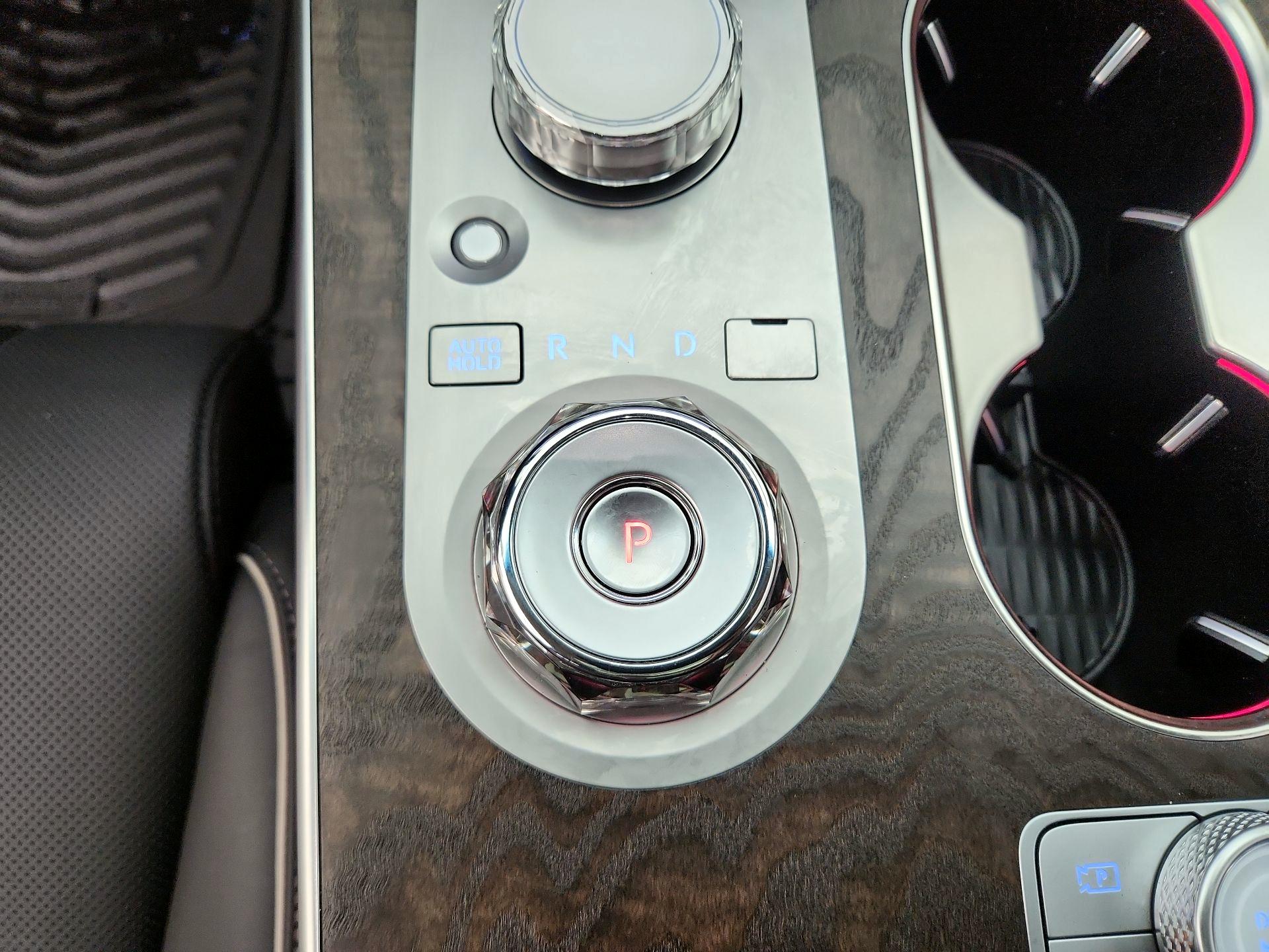 Thumbnail: 2025 Genesis GV80 - 18