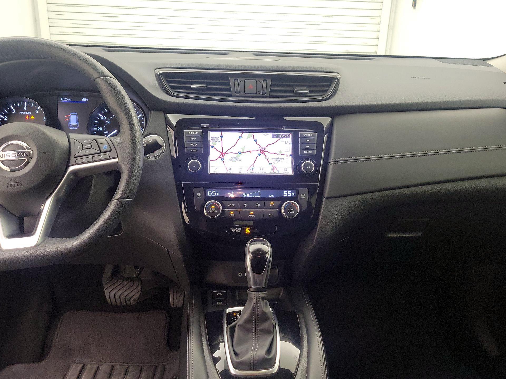 Thumbnail: 2019 Nissan Rogue - 9