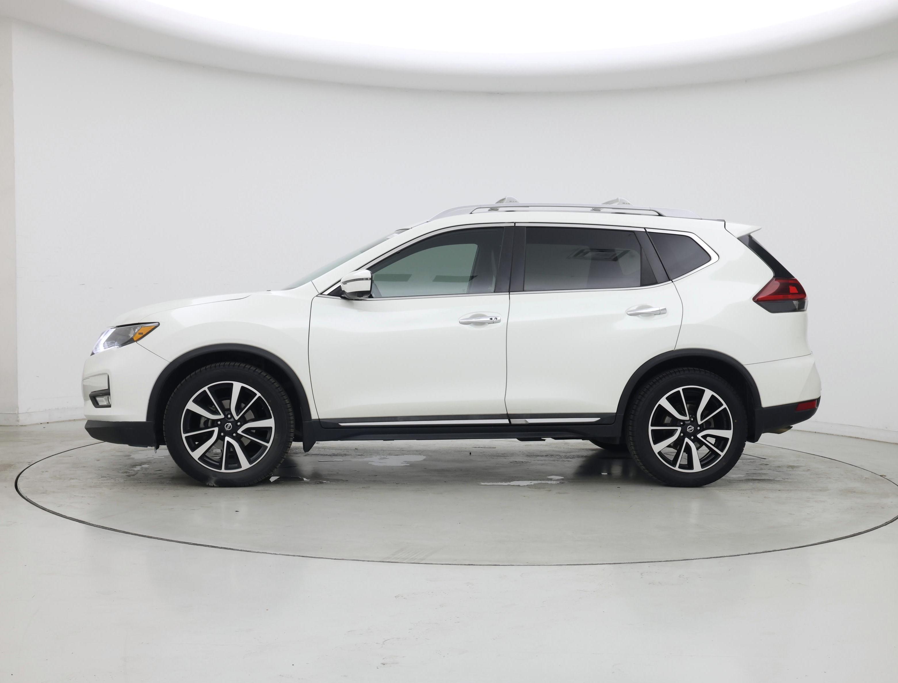 Thumbnail: 2019 Nissan Rogue - 3