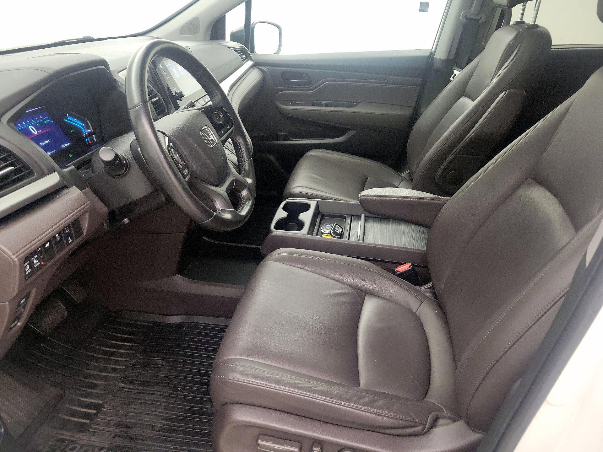 Thumbnail: 2019 Honda Odyssey - 11