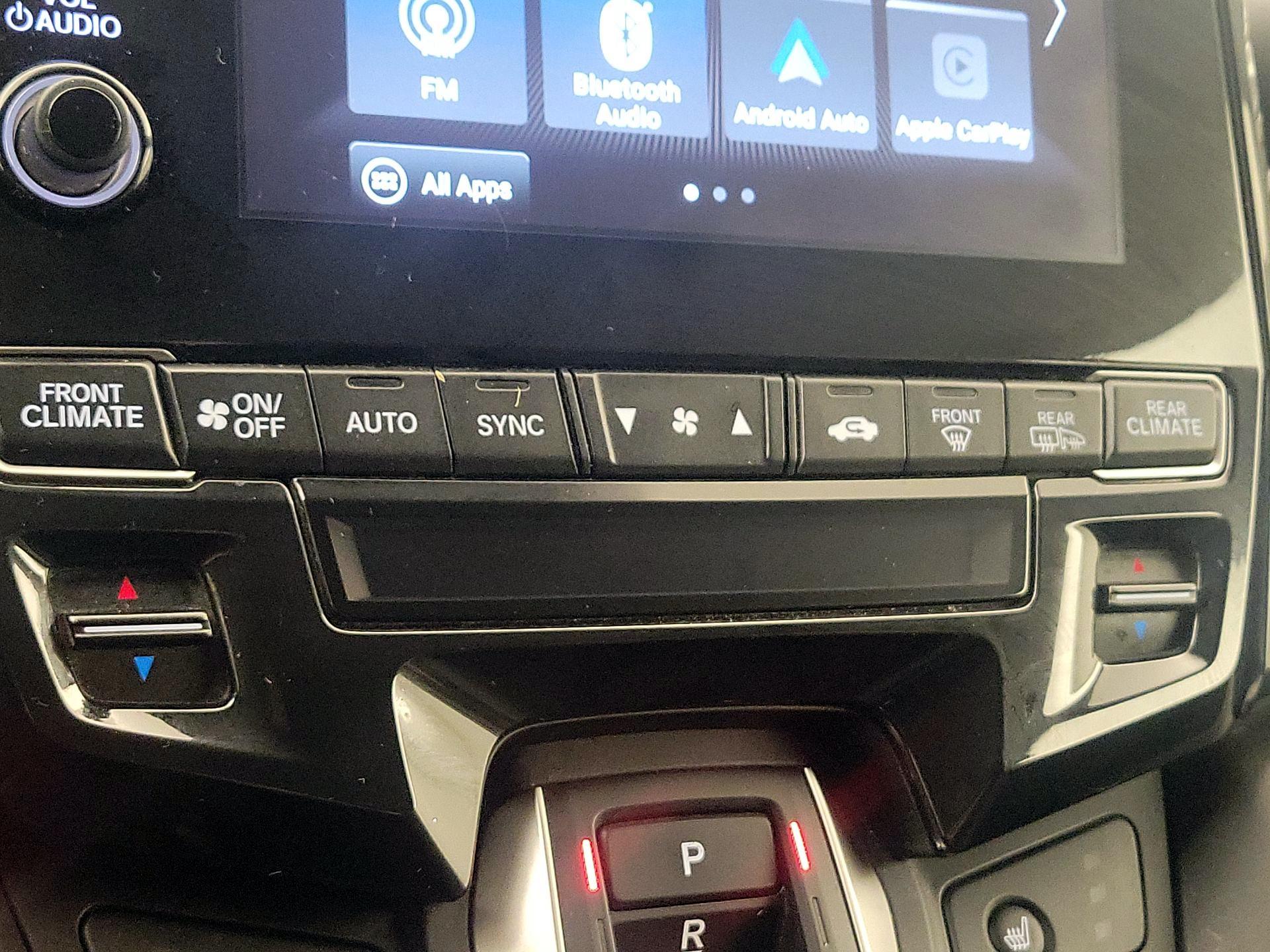 Thumbnail: 2019 Honda Odyssey - 16