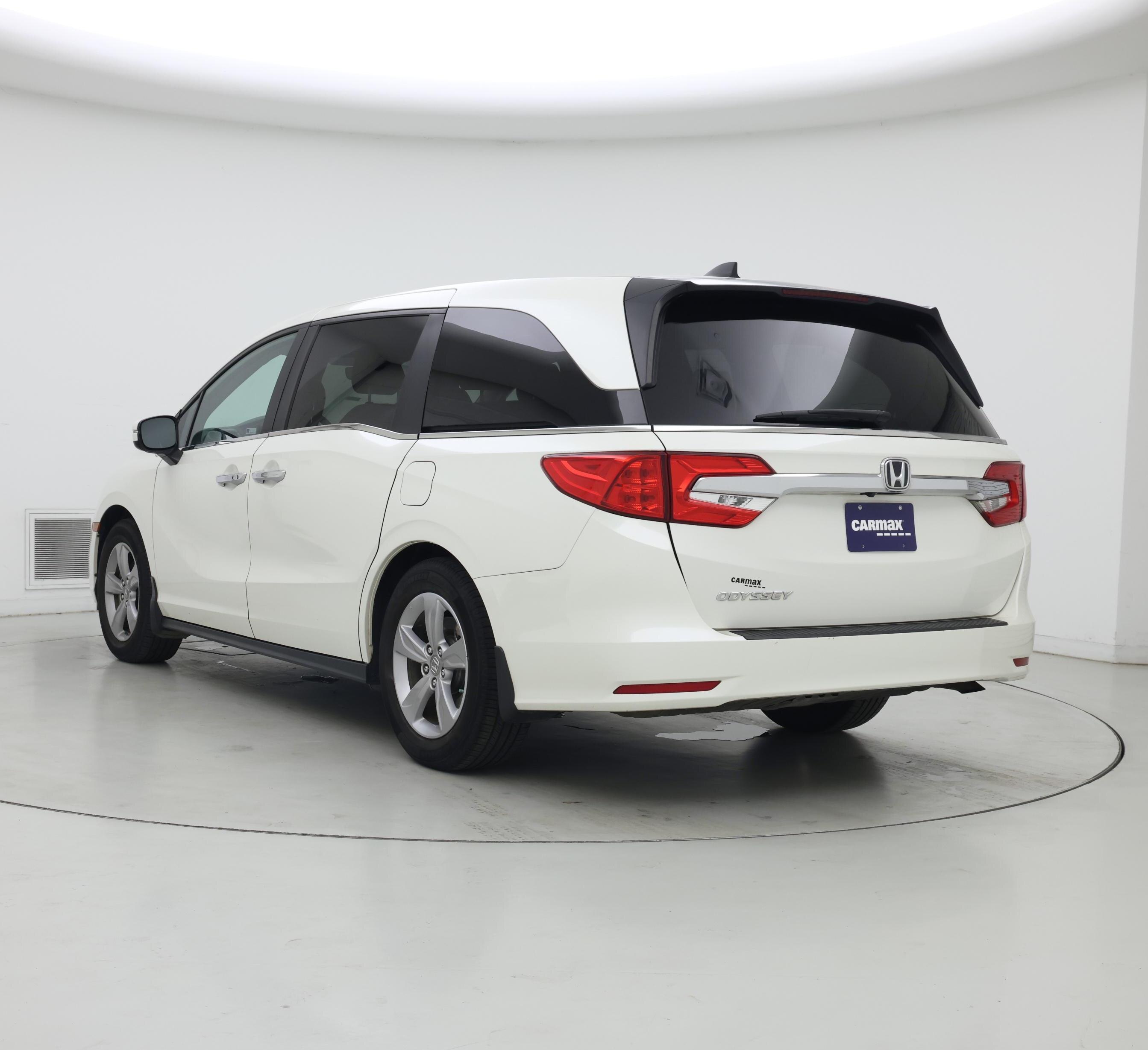 Thumbnail: 2019 Honda Odyssey - 2