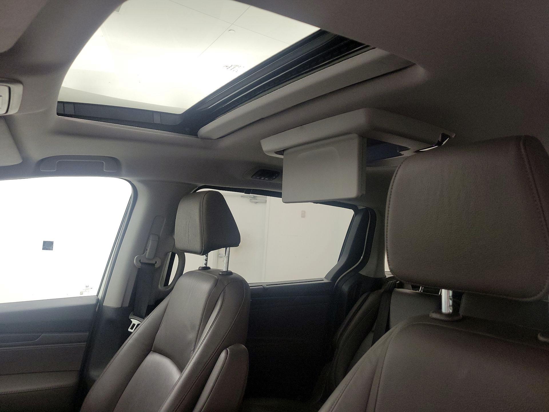 Thumbnail: 2019 Honda Odyssey - 19