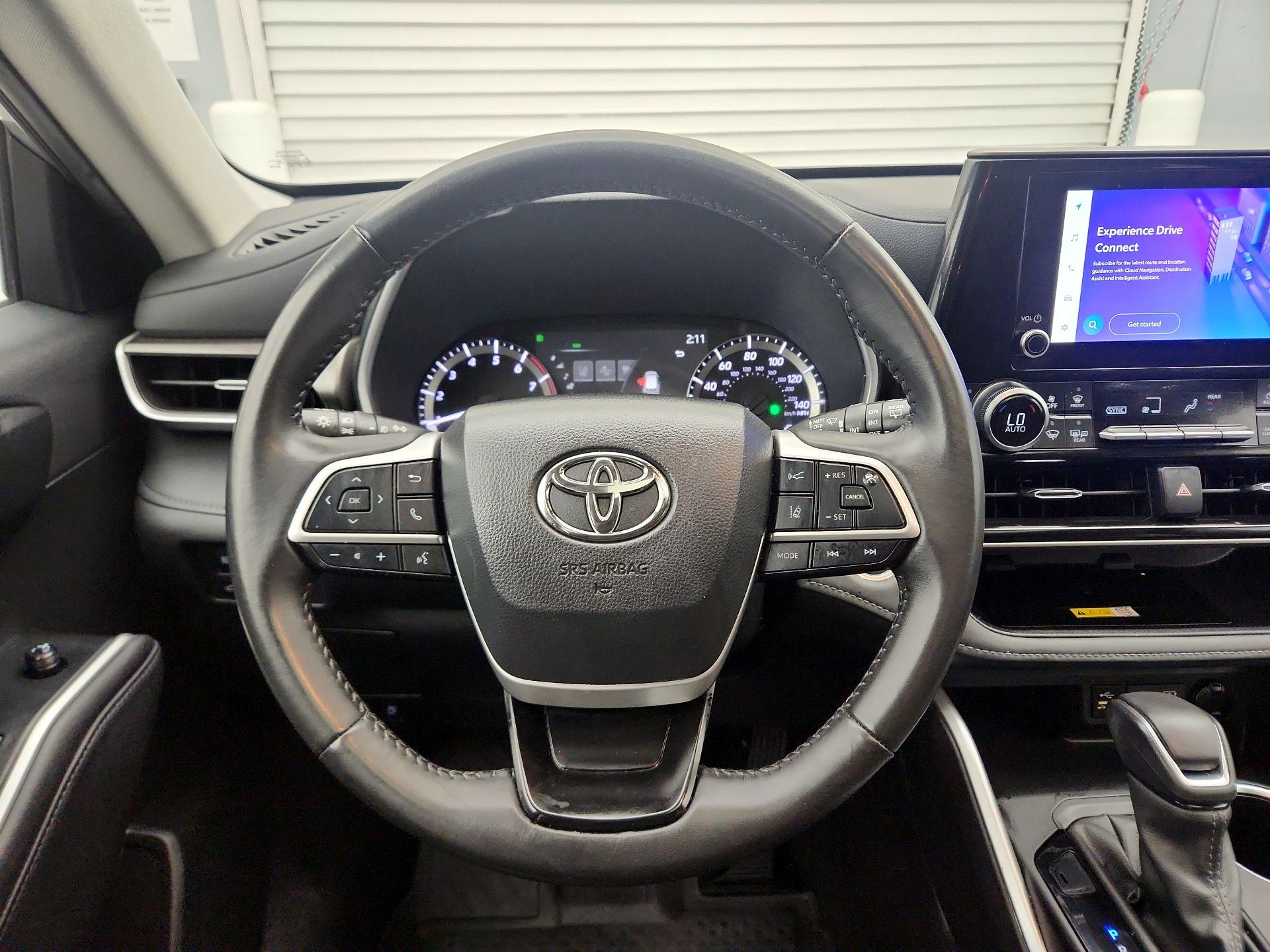 Thumbnail: 2024 Toyota Highlander - 10