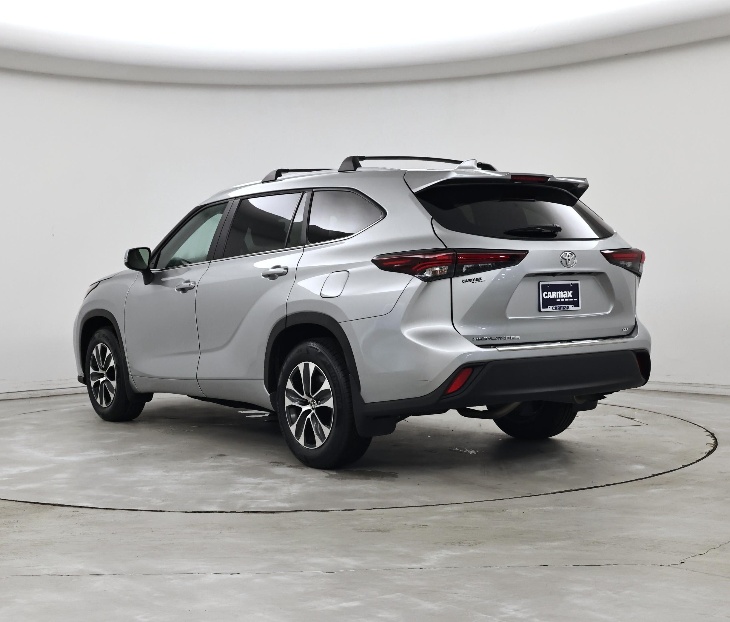 Thumbnail: 2024 Toyota Highlander - 2