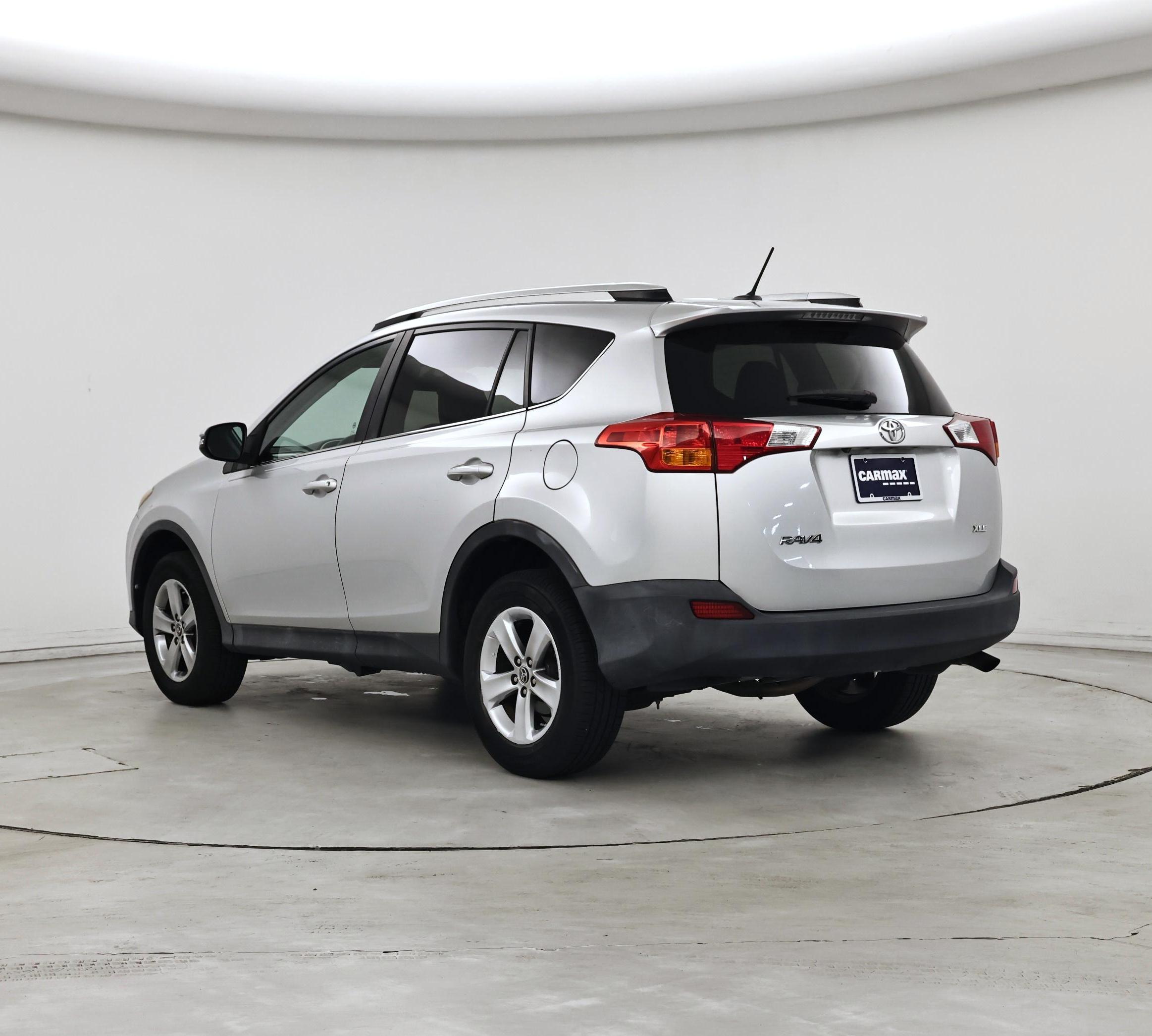 Thumbnail: 2015 Toyota RAV4 - 2
