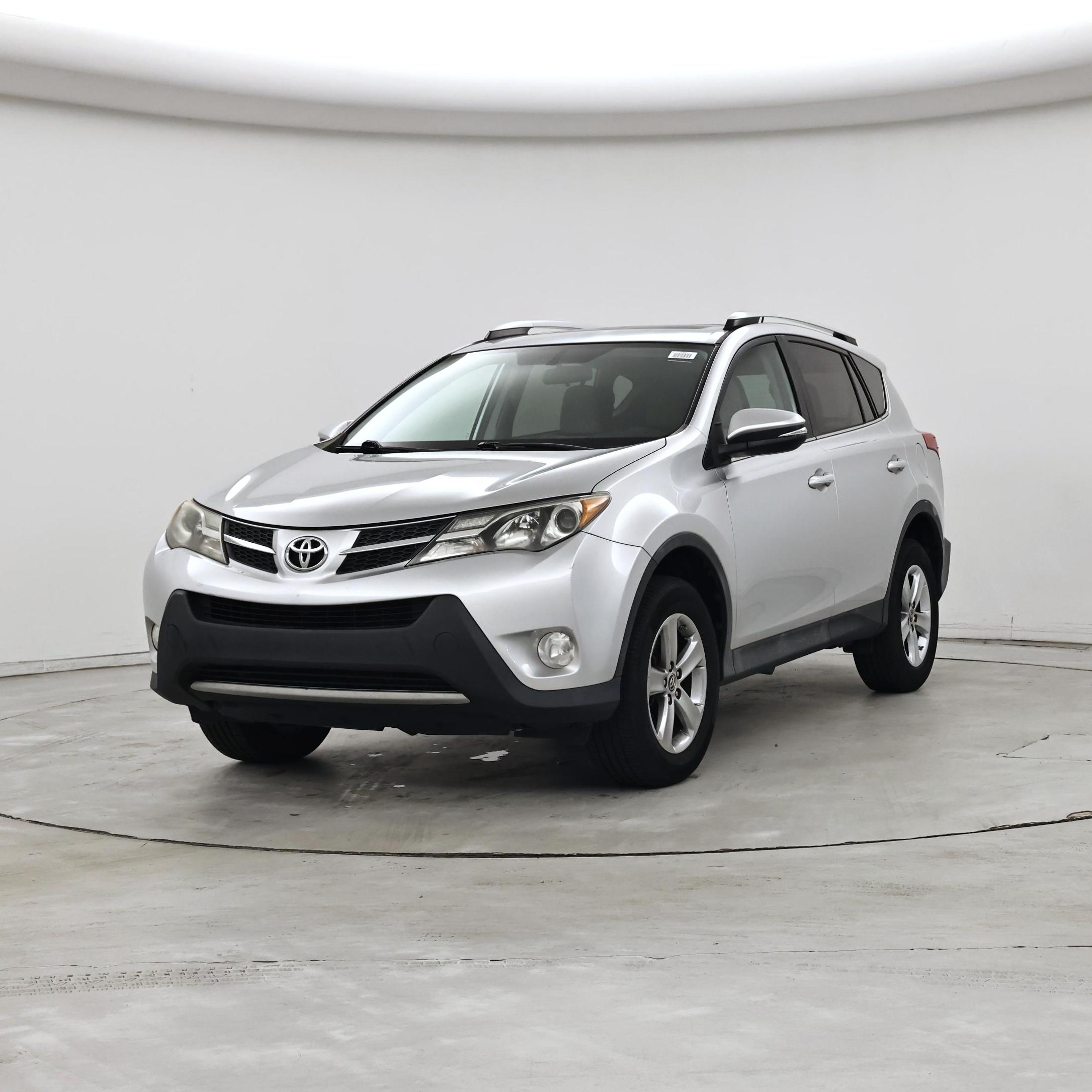 Thumbnail: 2015 Toyota RAV4 - 4
