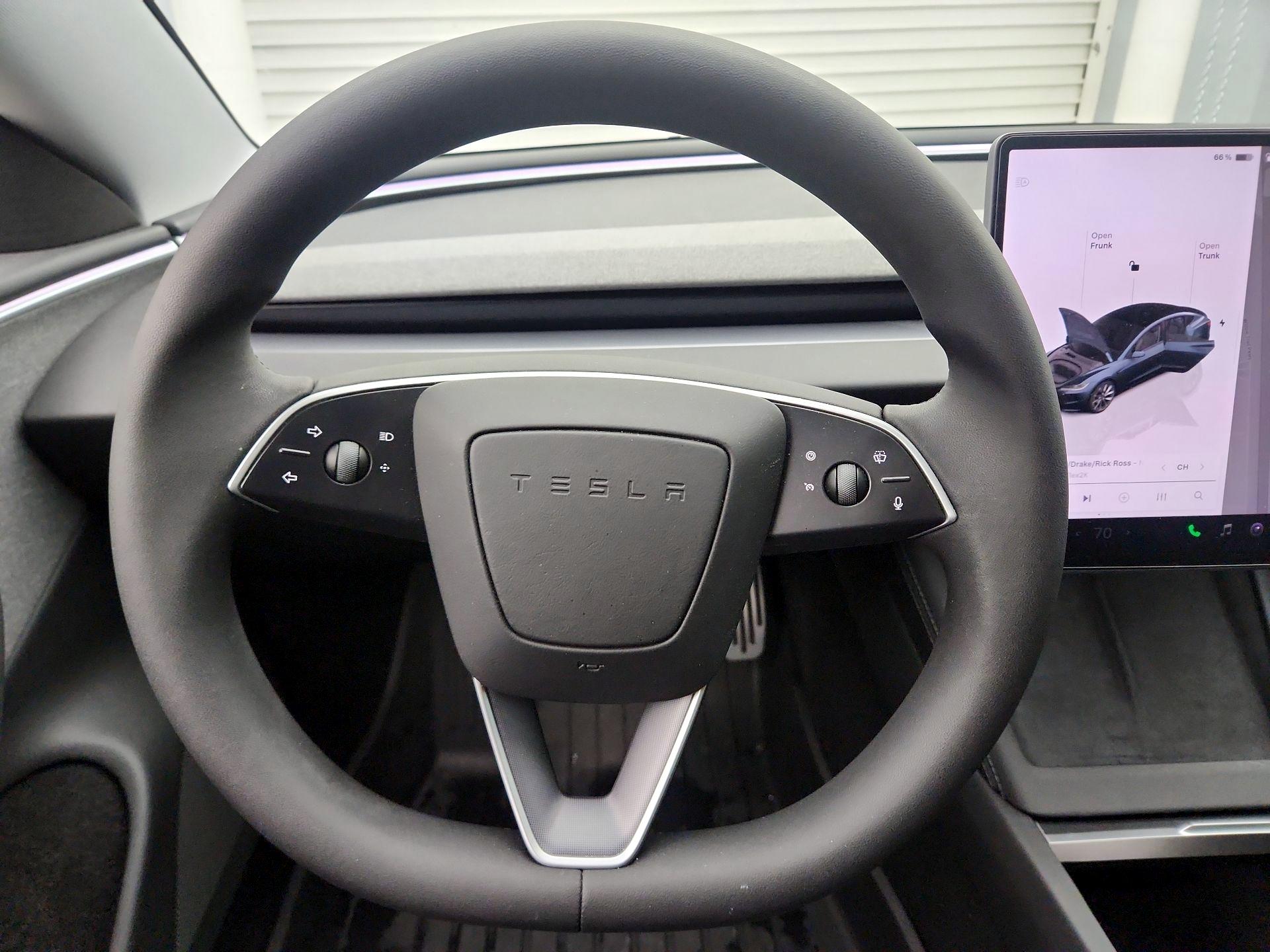 Thumbnail: 2025 Tesla Model 3 - 10