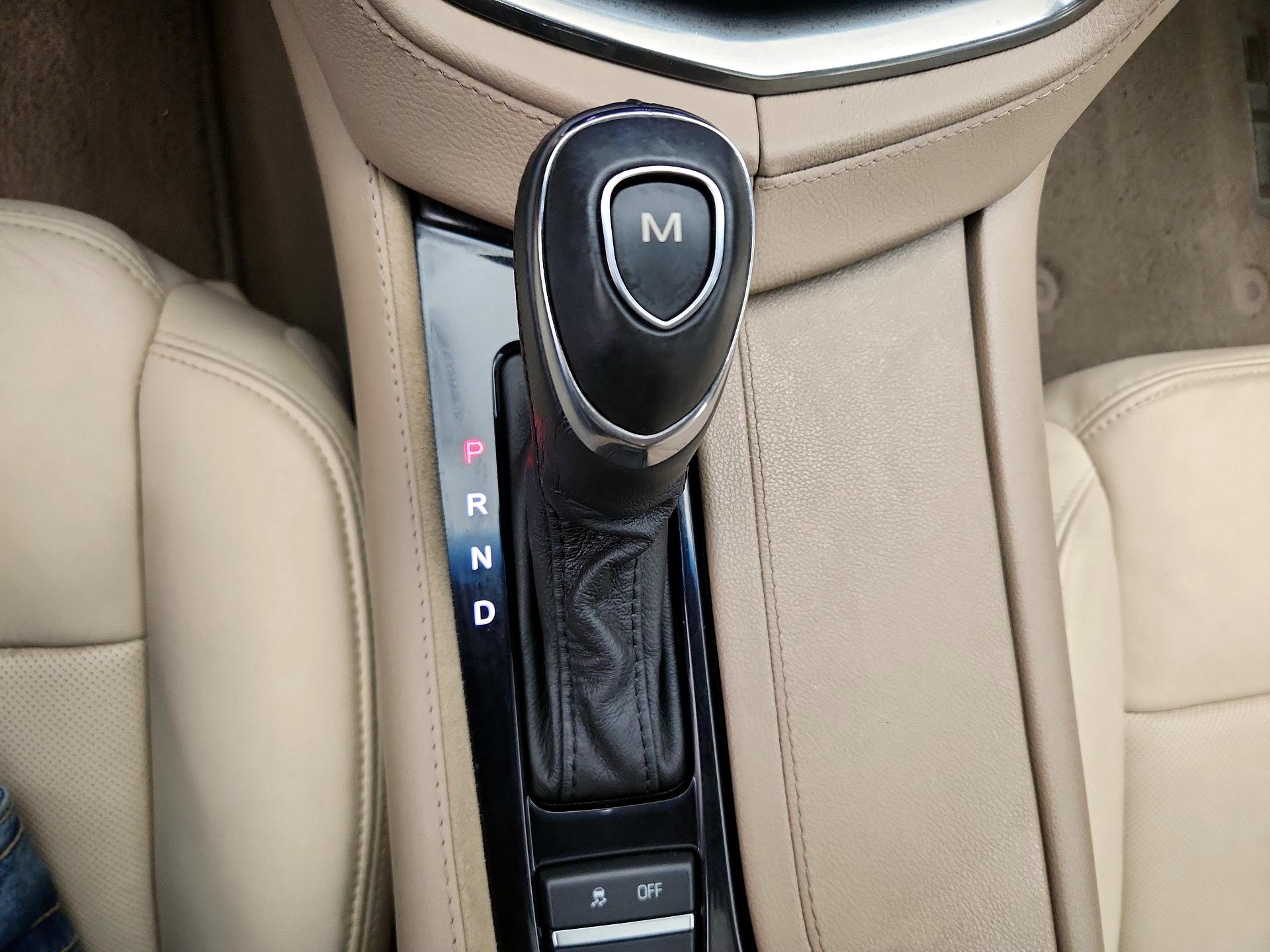 Thumbnail: 2016 Cadillac CTS - 17