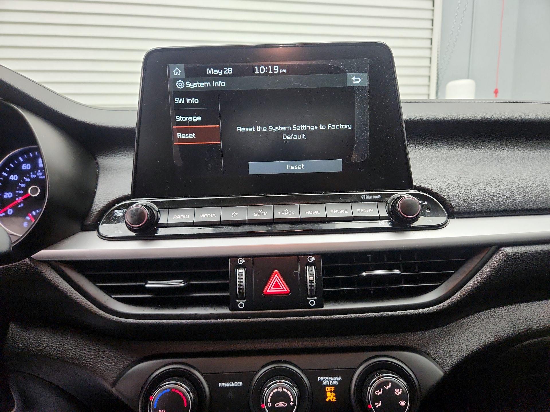 Thumbnail: 2021 Kia Forte - 15