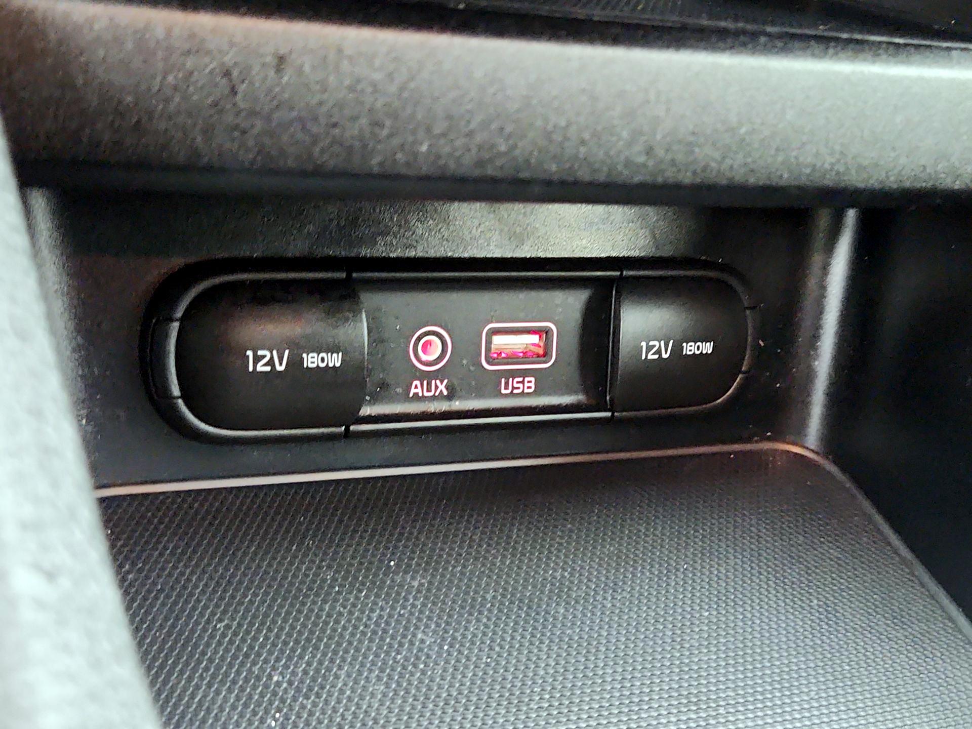 Thumbnail: 2021 Kia Forte - 18