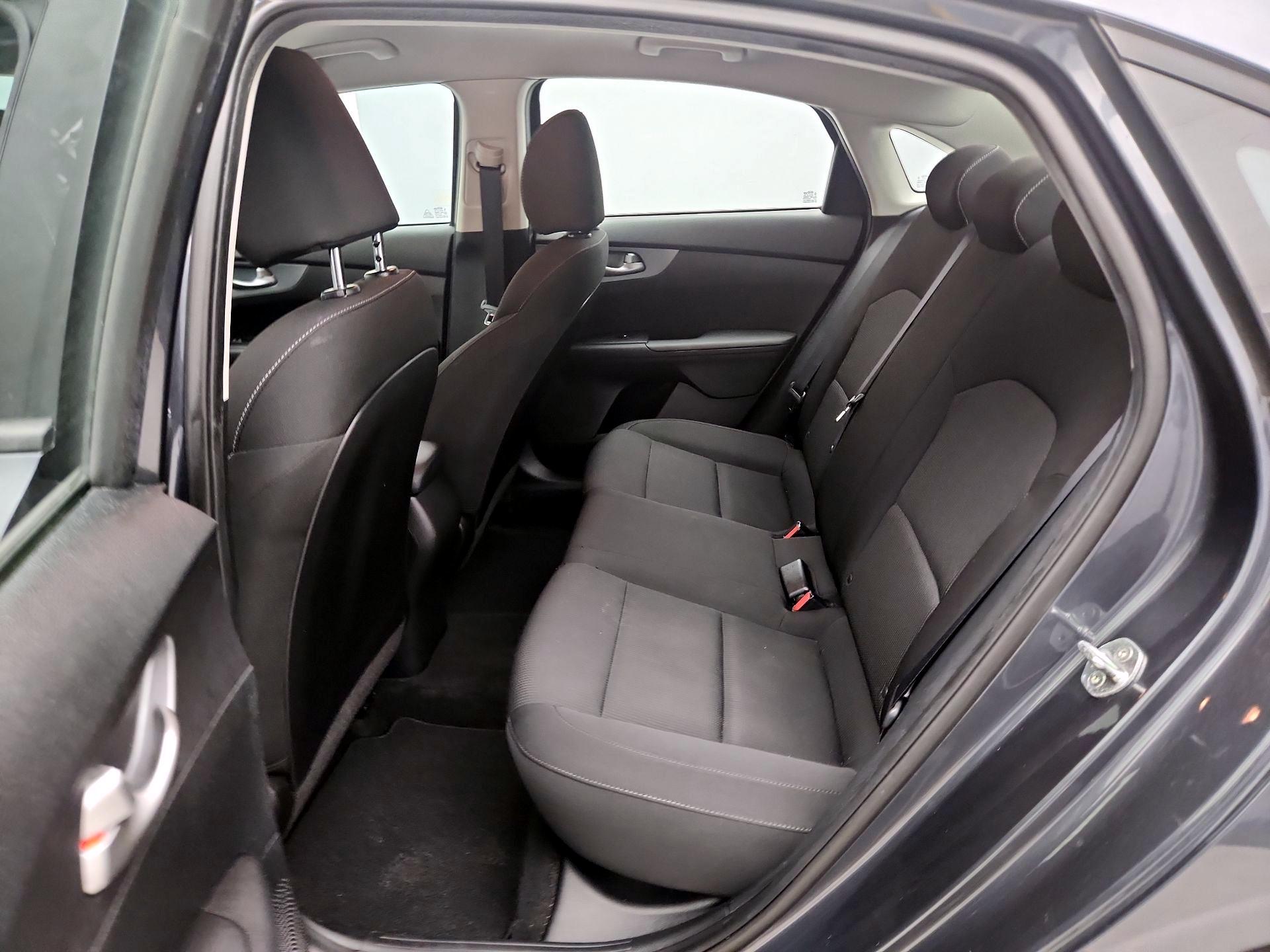 Thumbnail: 2021 Kia Forte - 19