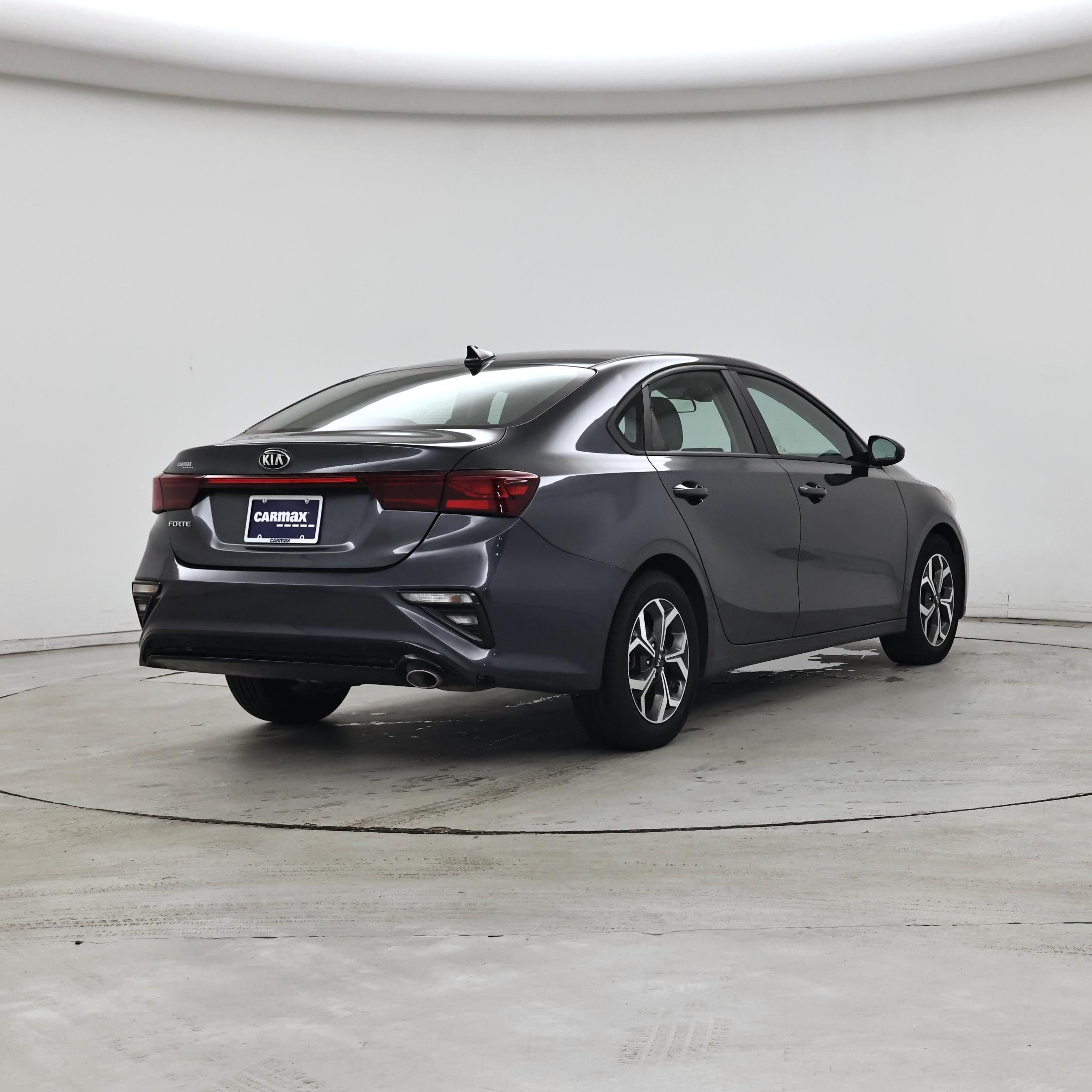 Thumbnail: 2021 Kia Forte - 8