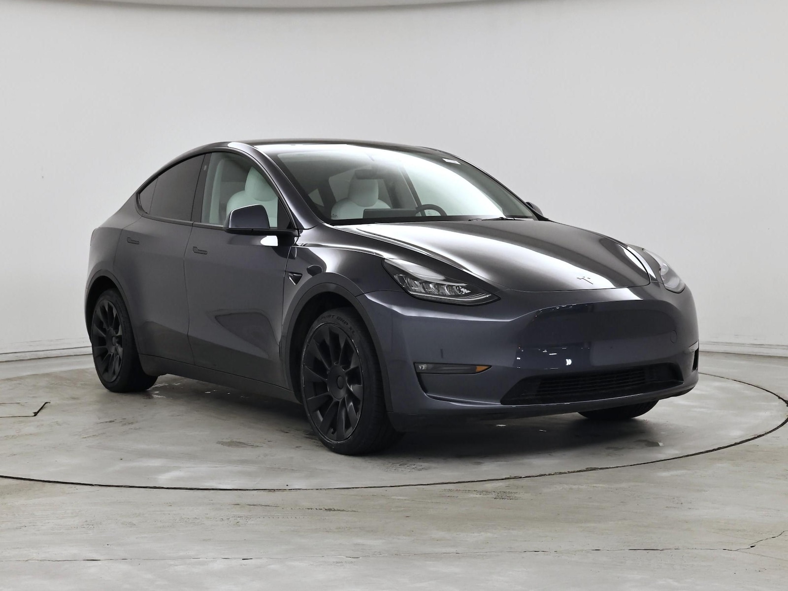 2023 Tesla Model Y Long Range - Photo 2
