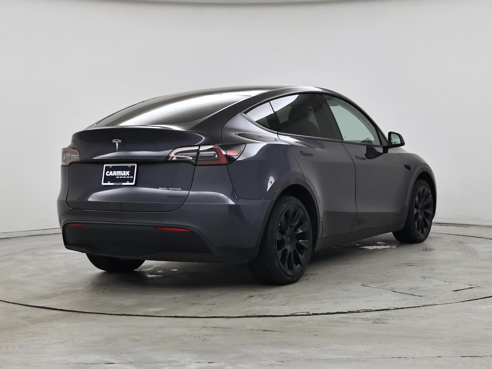 2023 Tesla Model Y Long Range - Photo 9