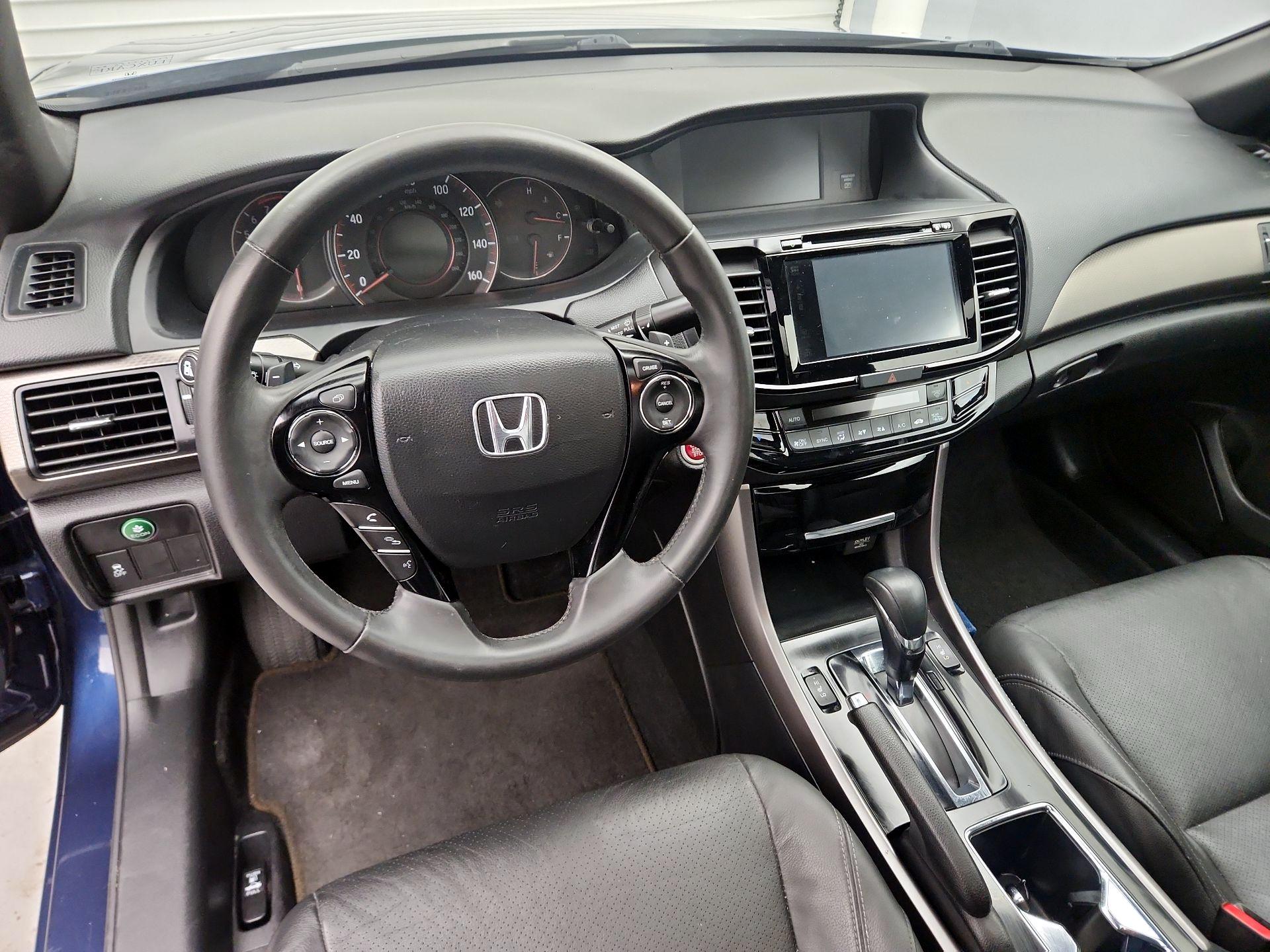 Thumbnail: 2017 Honda Accord - 9