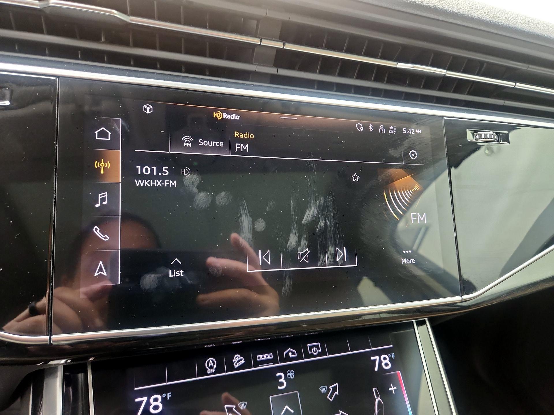 Thumbnail: 2021 Audi Q7 - 16