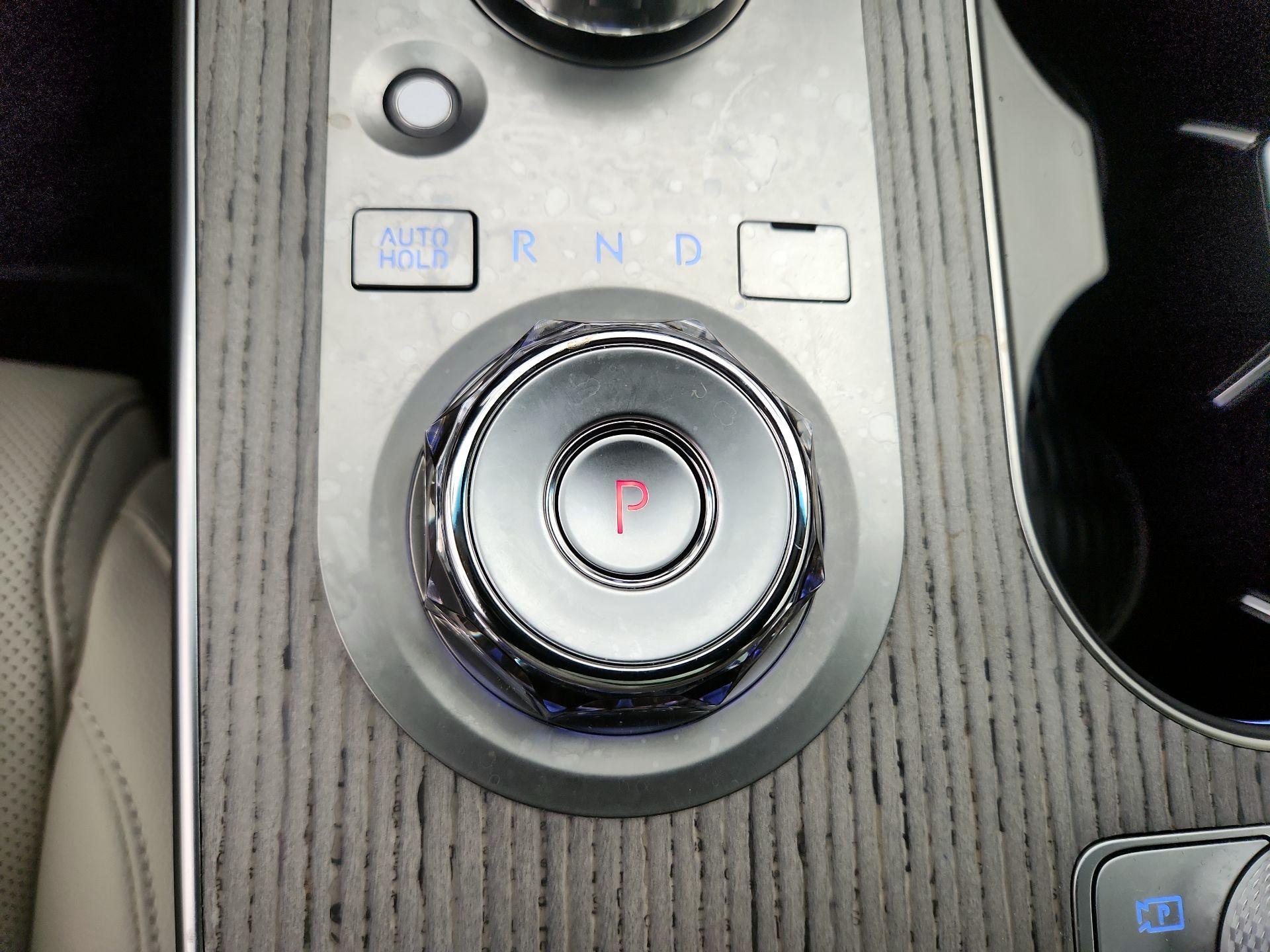 Thumbnail: 2026 Genesis GV80 - 18