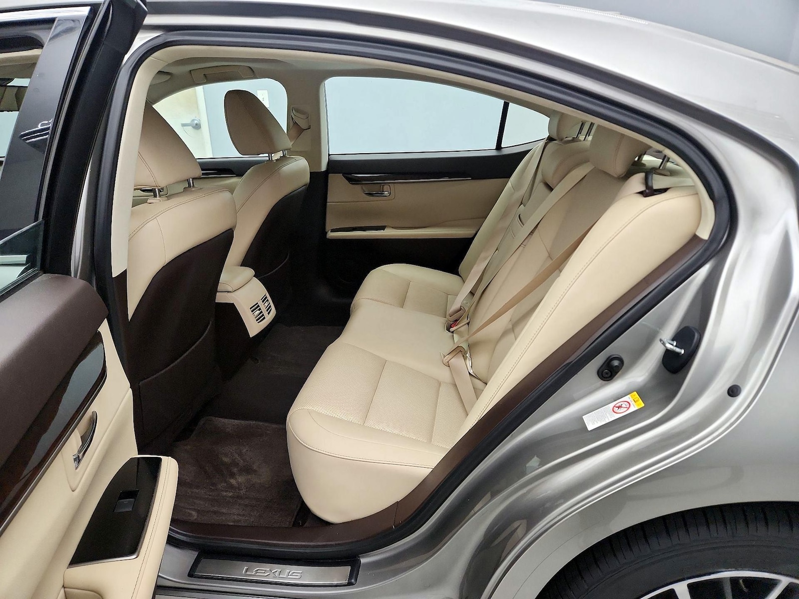 2017 Lexus ES 350 - Photo 22