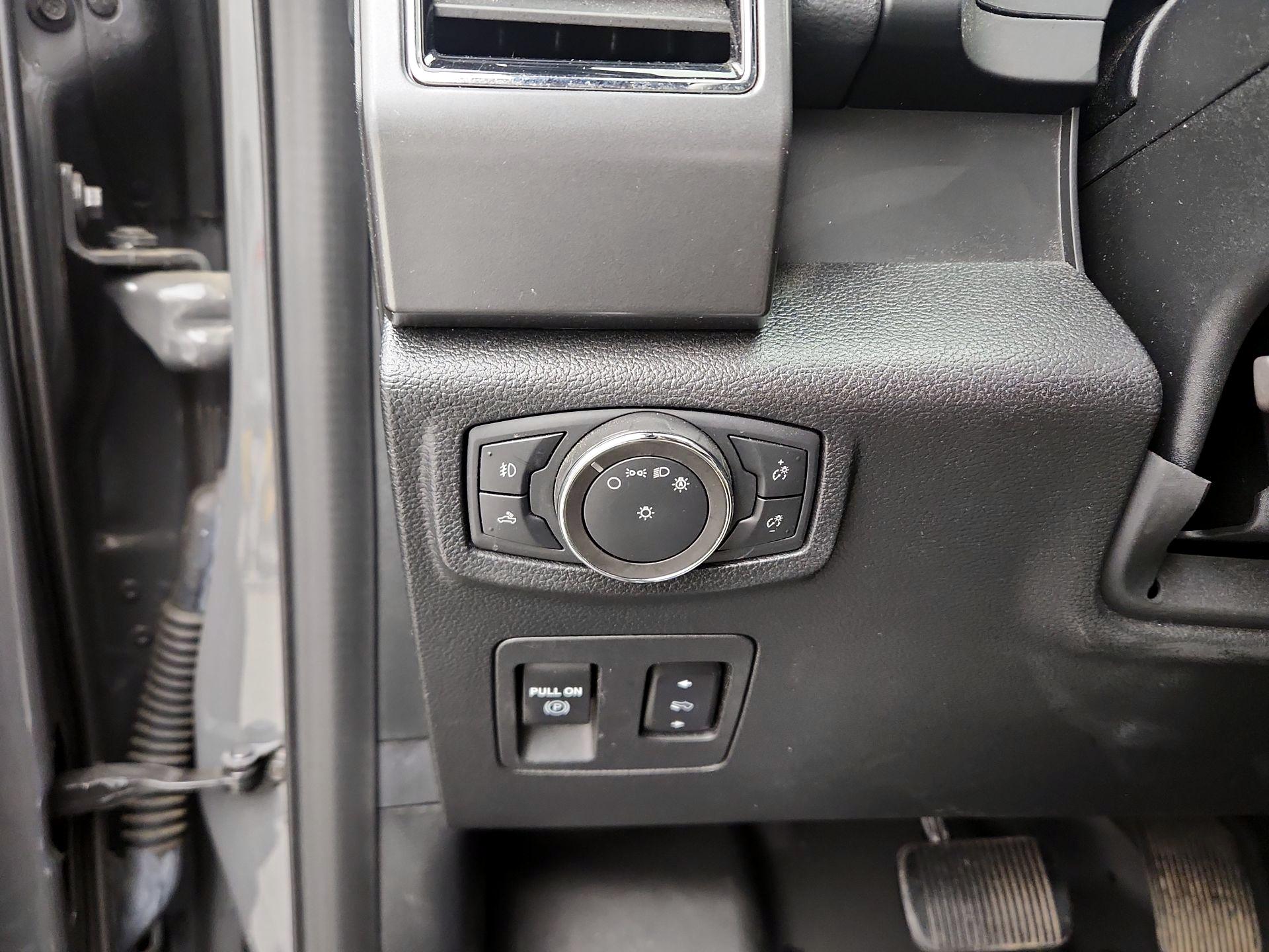 Thumbnail: 2020 Ford F-150 - 13