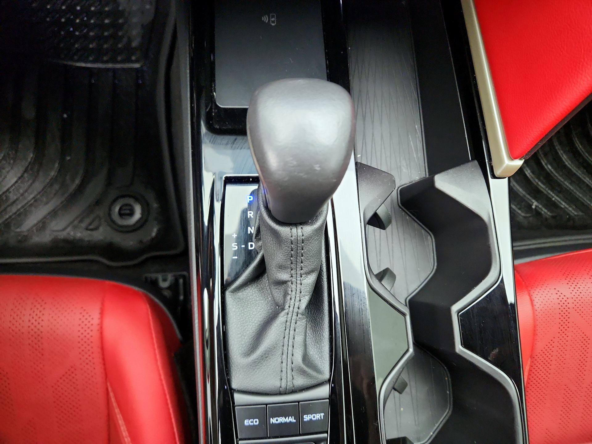 Thumbnail: 2025 Toyota Camry - 17