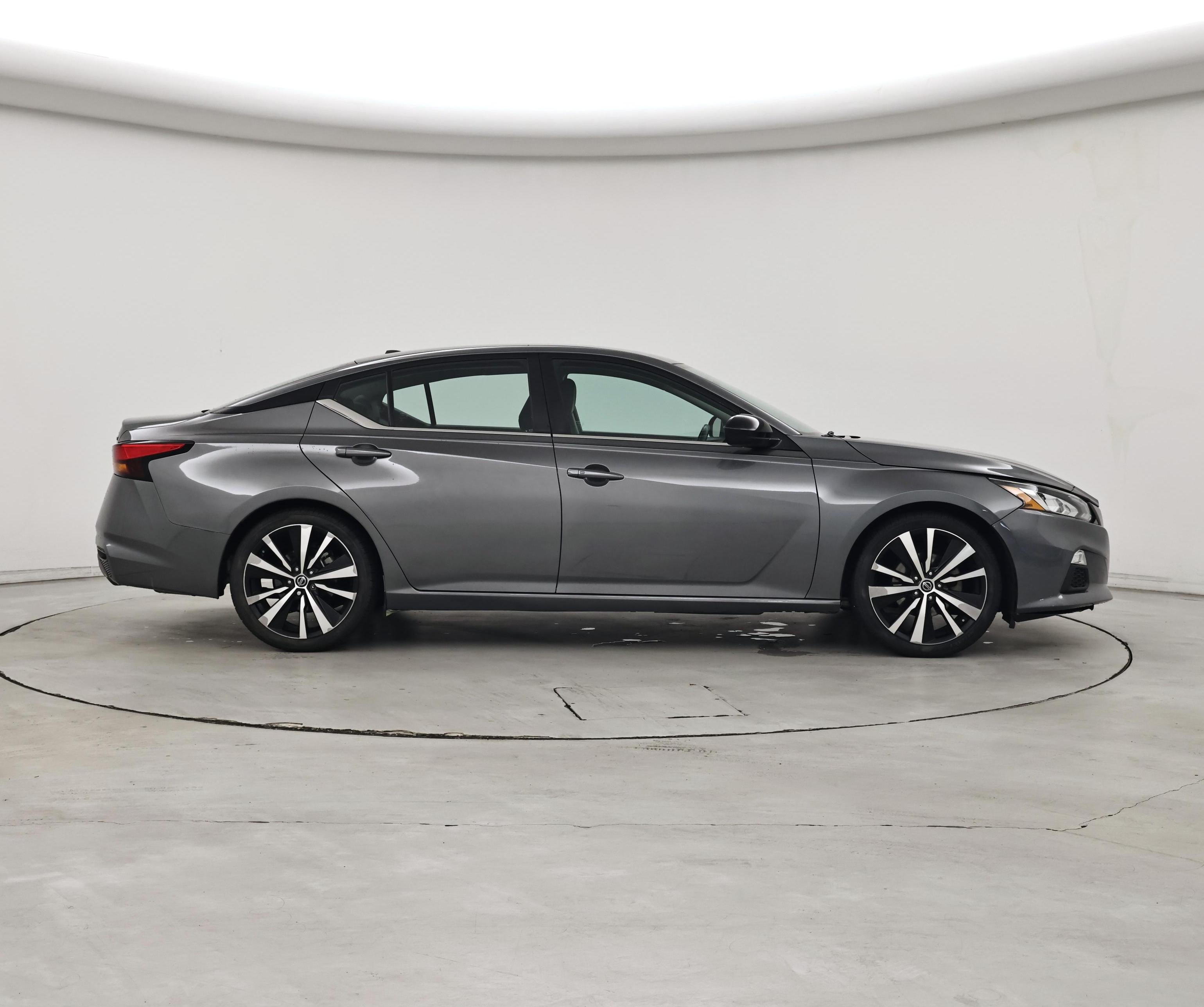 Thumbnail: 2019 Nissan Altima - 7