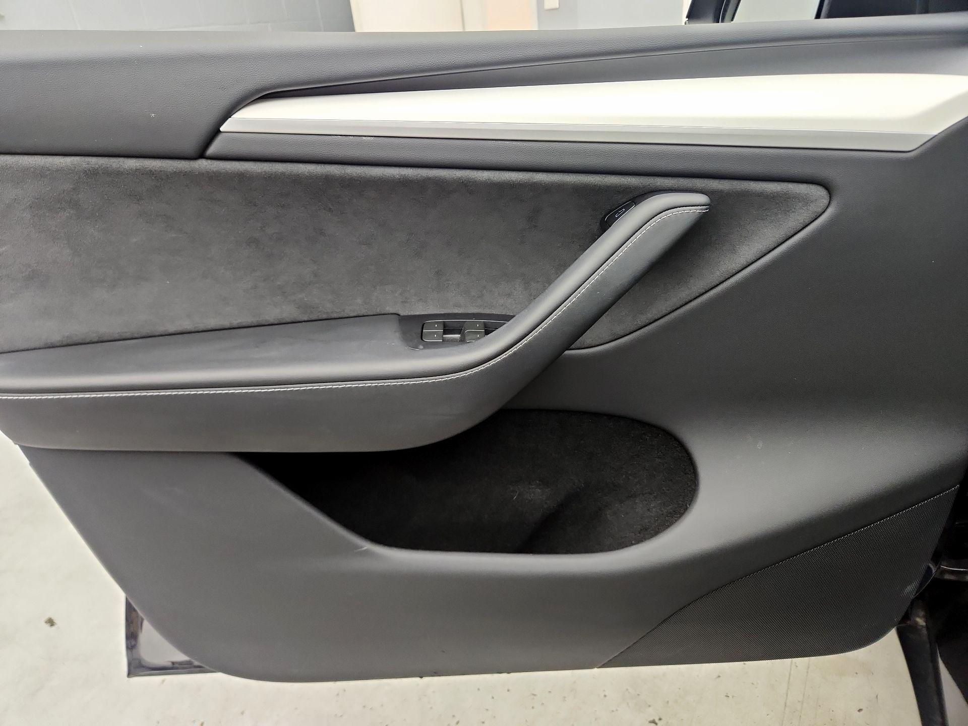 Thumbnail: 2024 Tesla Model Y - 12