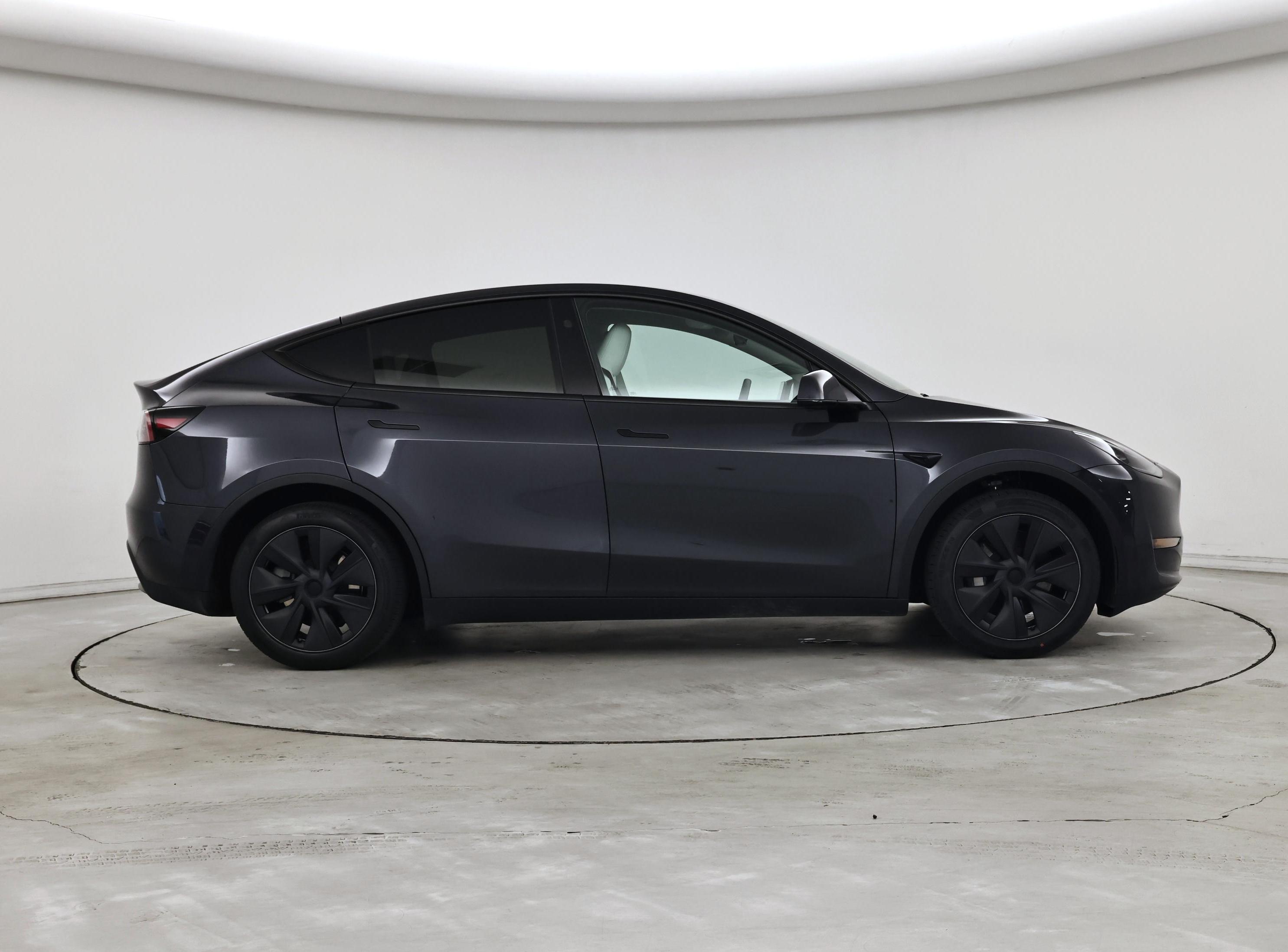 Thumbnail: 2024 Tesla Model Y - 7