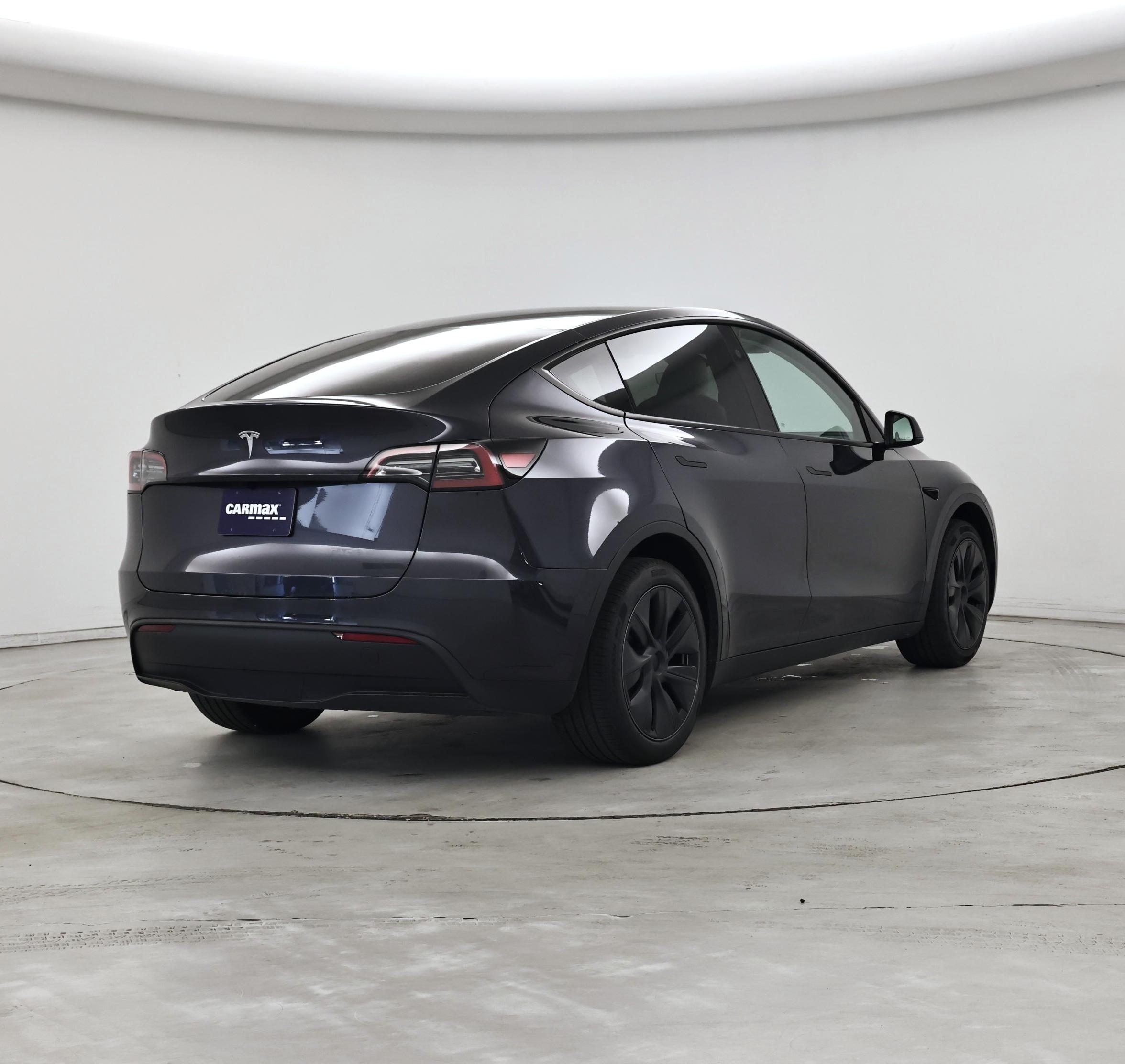 Thumbnail: 2024 Tesla Model Y - 8