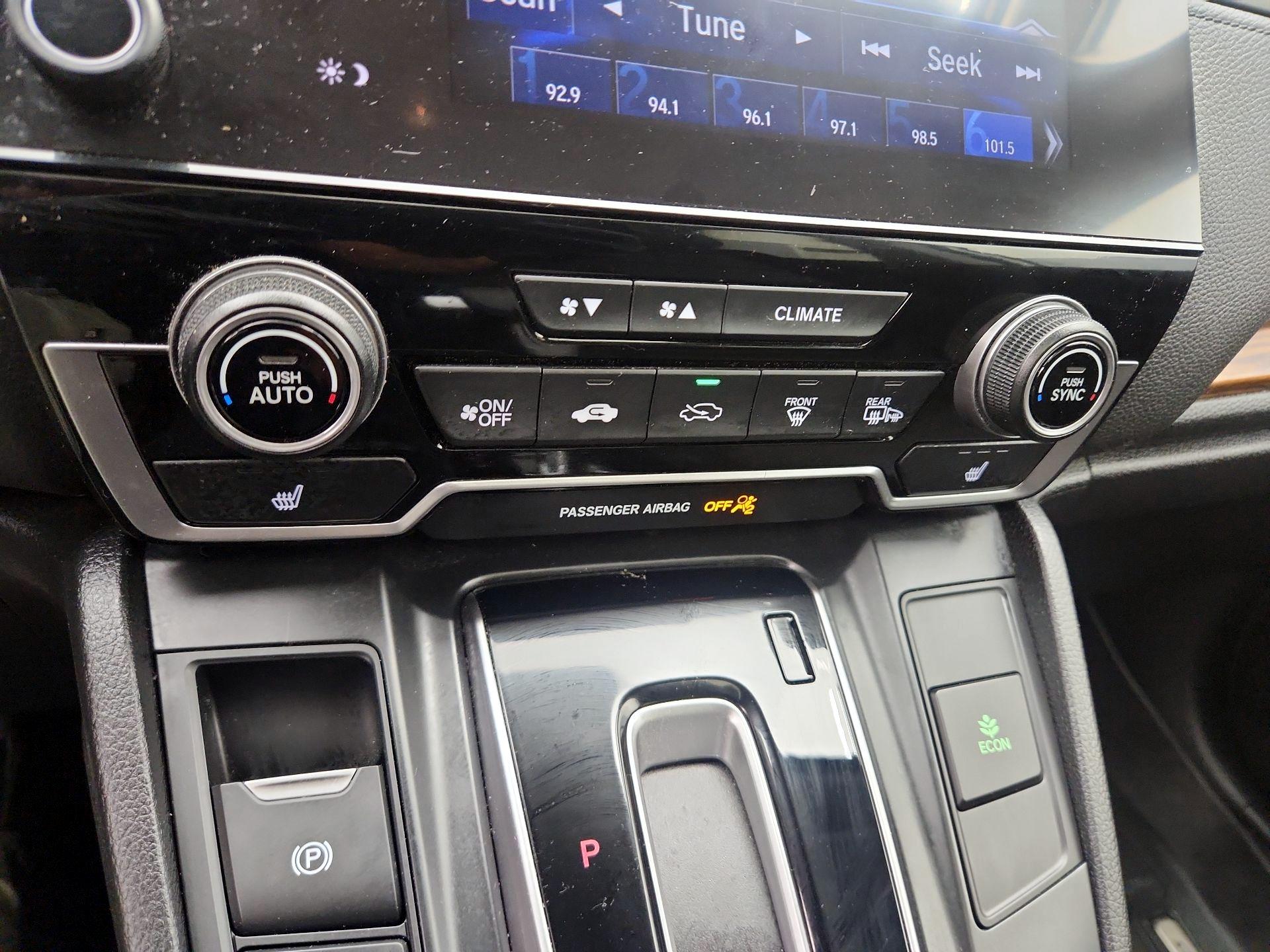 Thumbnail: 2019 Honda CR-V - 16