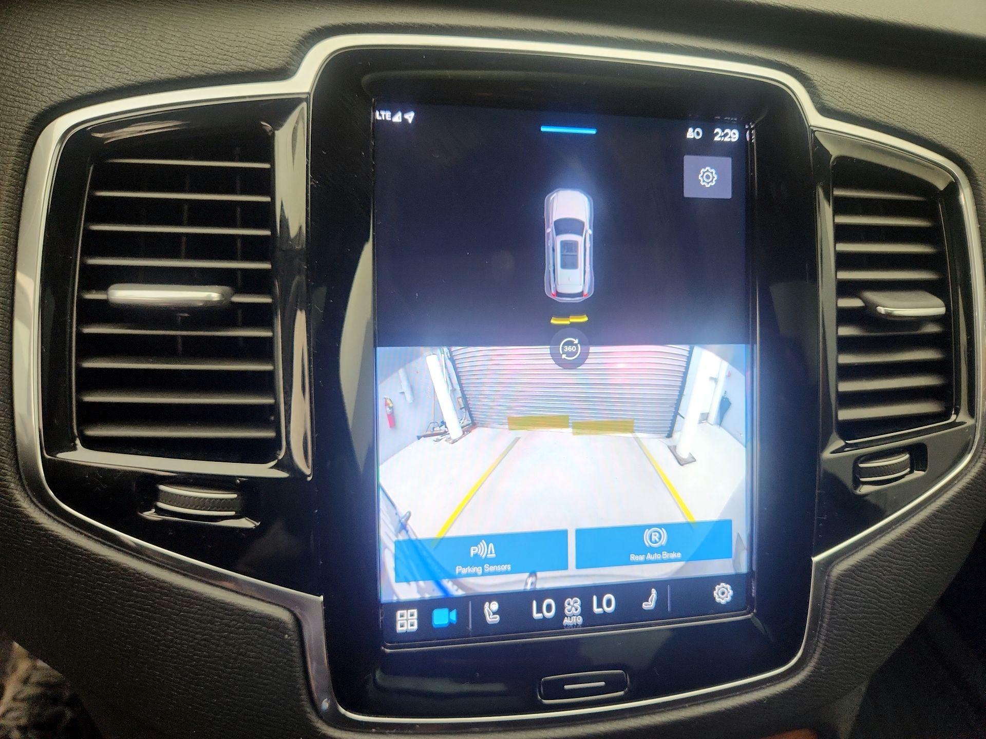 Thumbnail: 2023 Volvo XC90 - 14