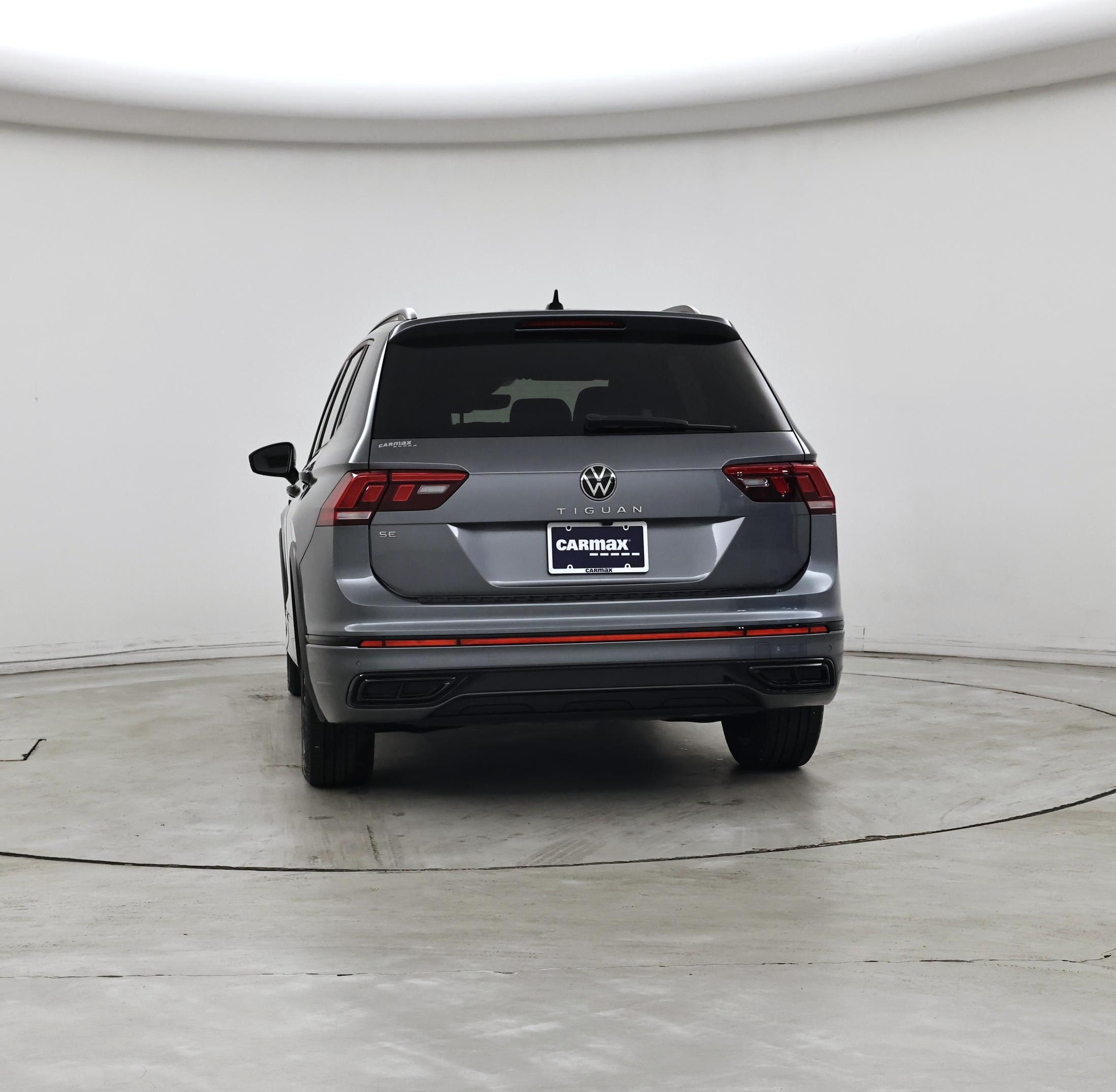 Thumbnail: 2022 Volkswagen Tiguan - 6