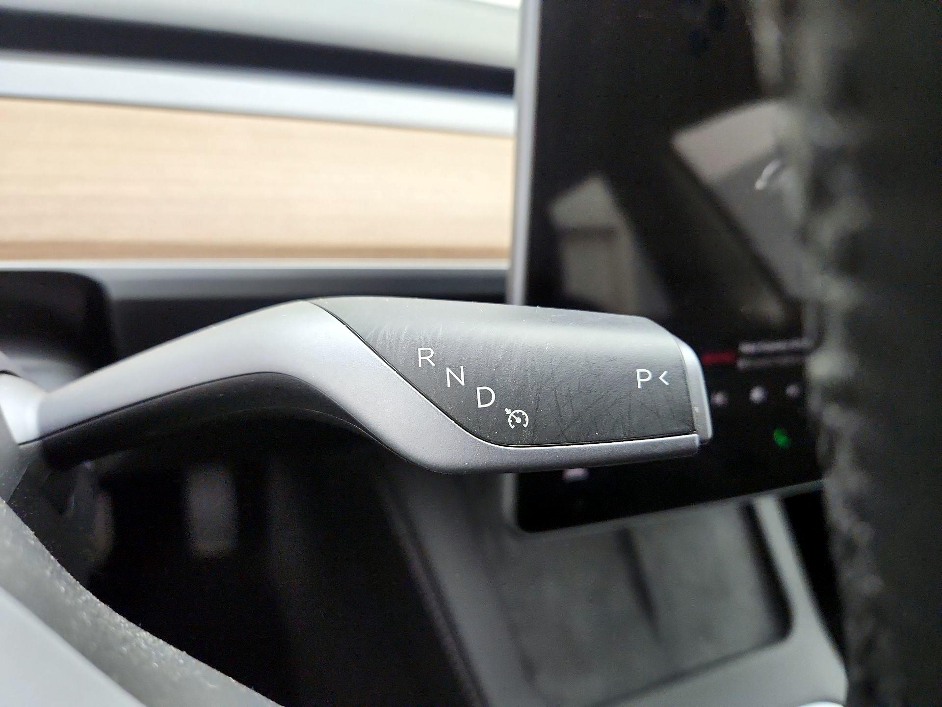 Thumbnail: 2023 Tesla Model 3 - 17