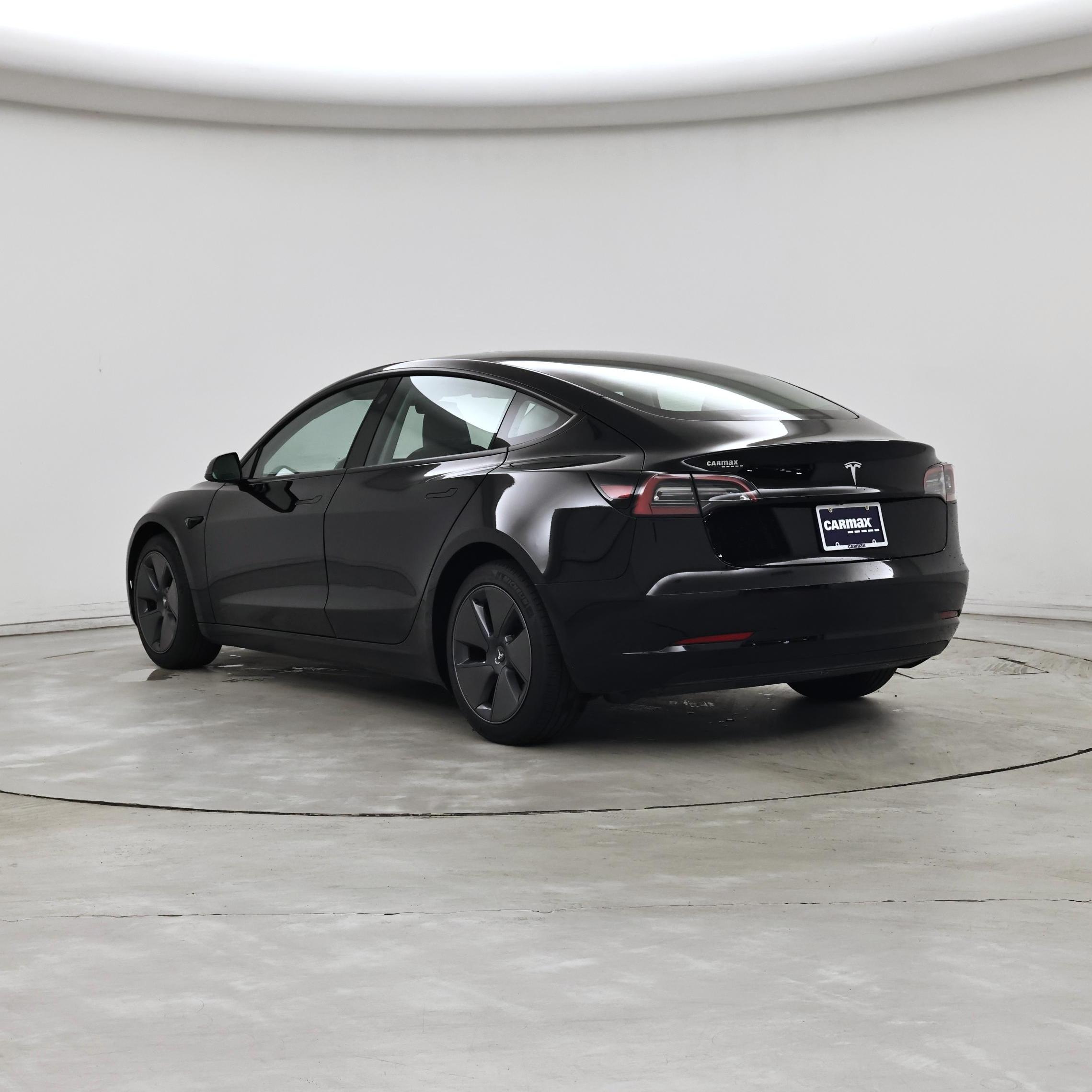 Thumbnail: 2023 Tesla Model 3 - 2