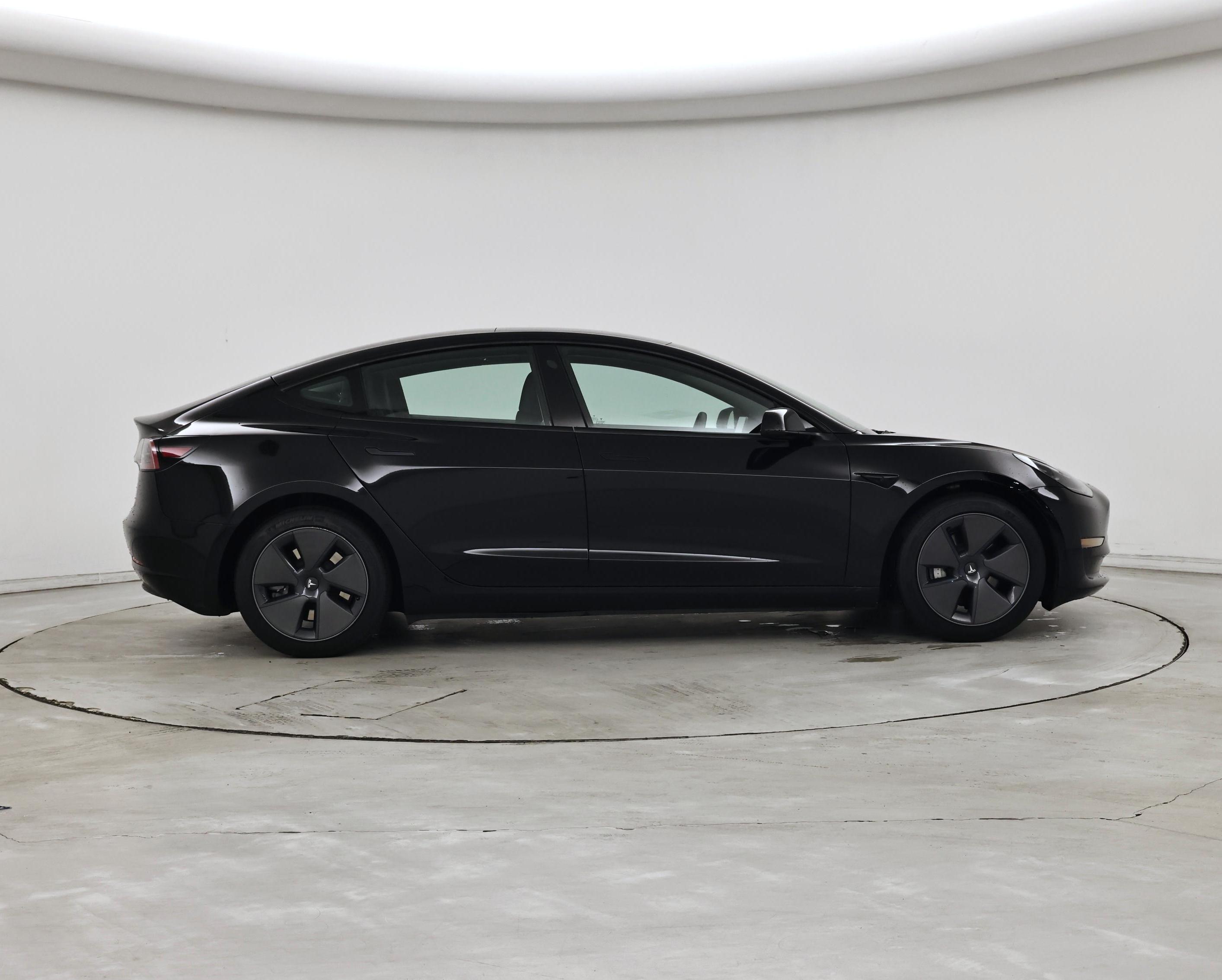 Thumbnail: 2023 Tesla Model 3 - 7