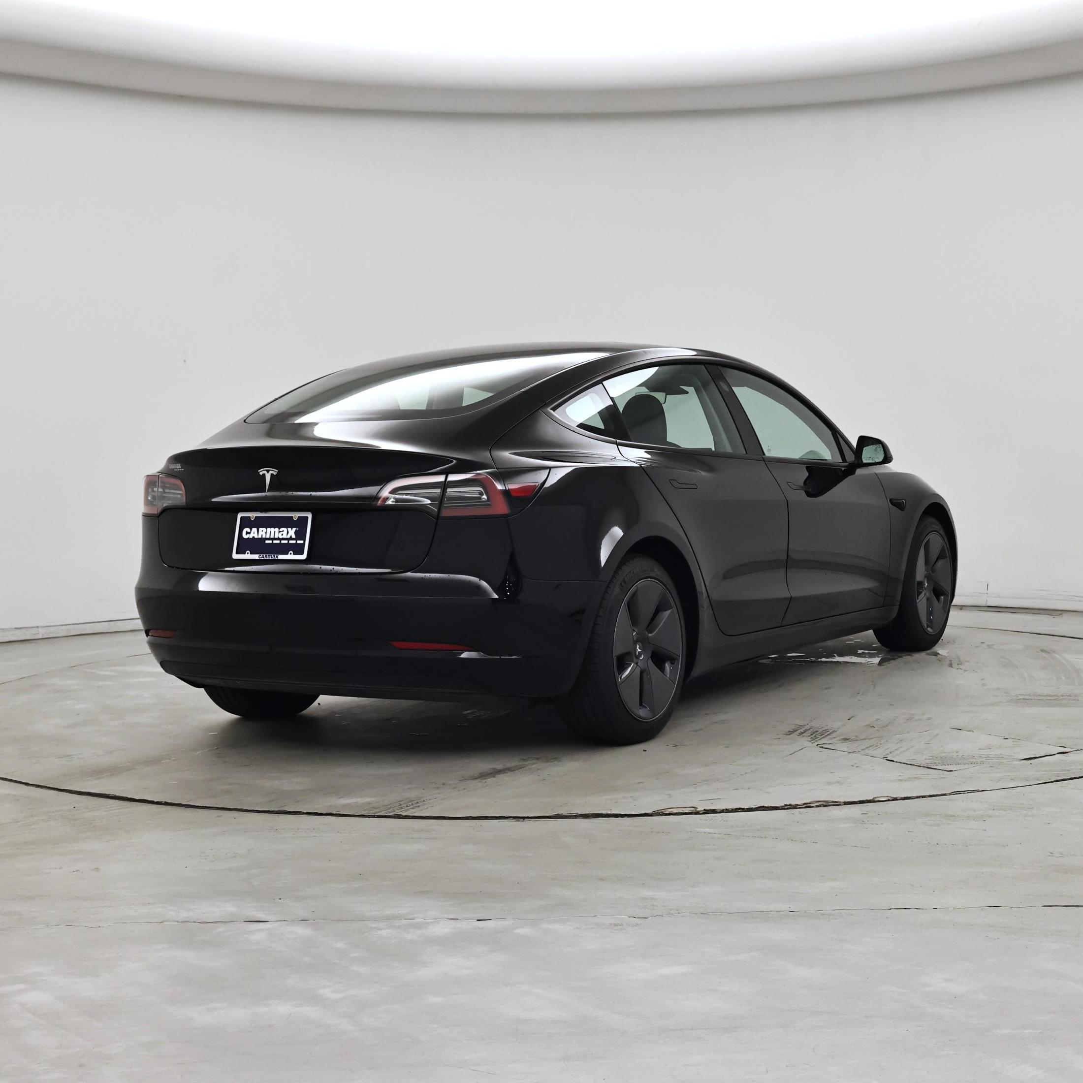 Thumbnail: 2023 Tesla Model 3 - 8