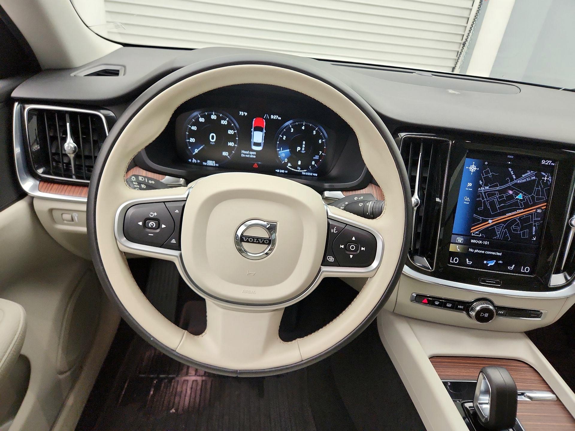 Thumbnail: 2022 Volvo S60 - 10