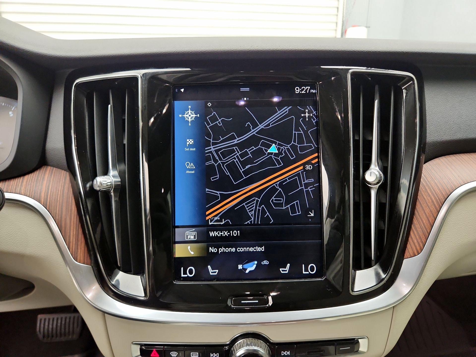 Thumbnail: 2022 Volvo S60 - 14