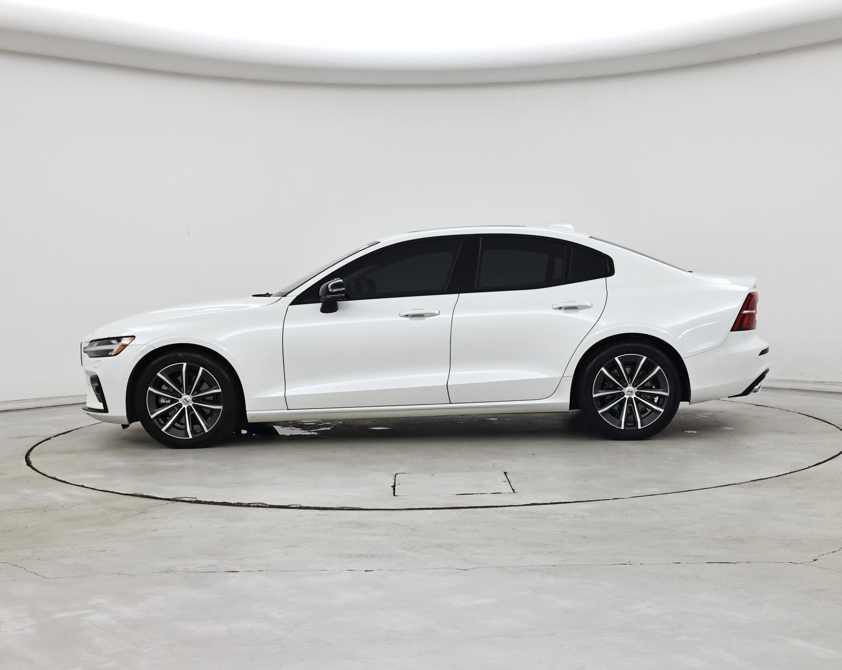 Thumbnail: 2022 Volvo S60 - 3