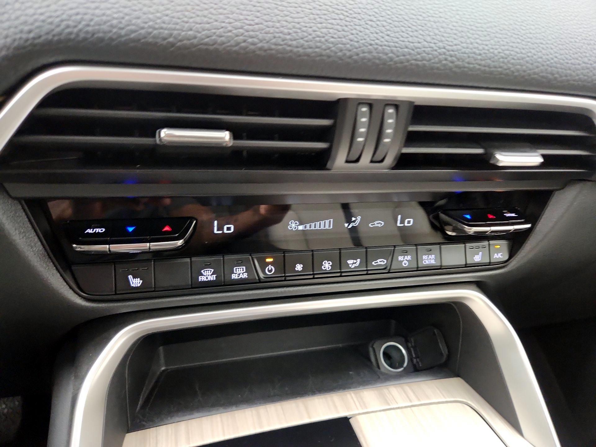 Thumbnail: 2024 Mazda CX-90 - 16