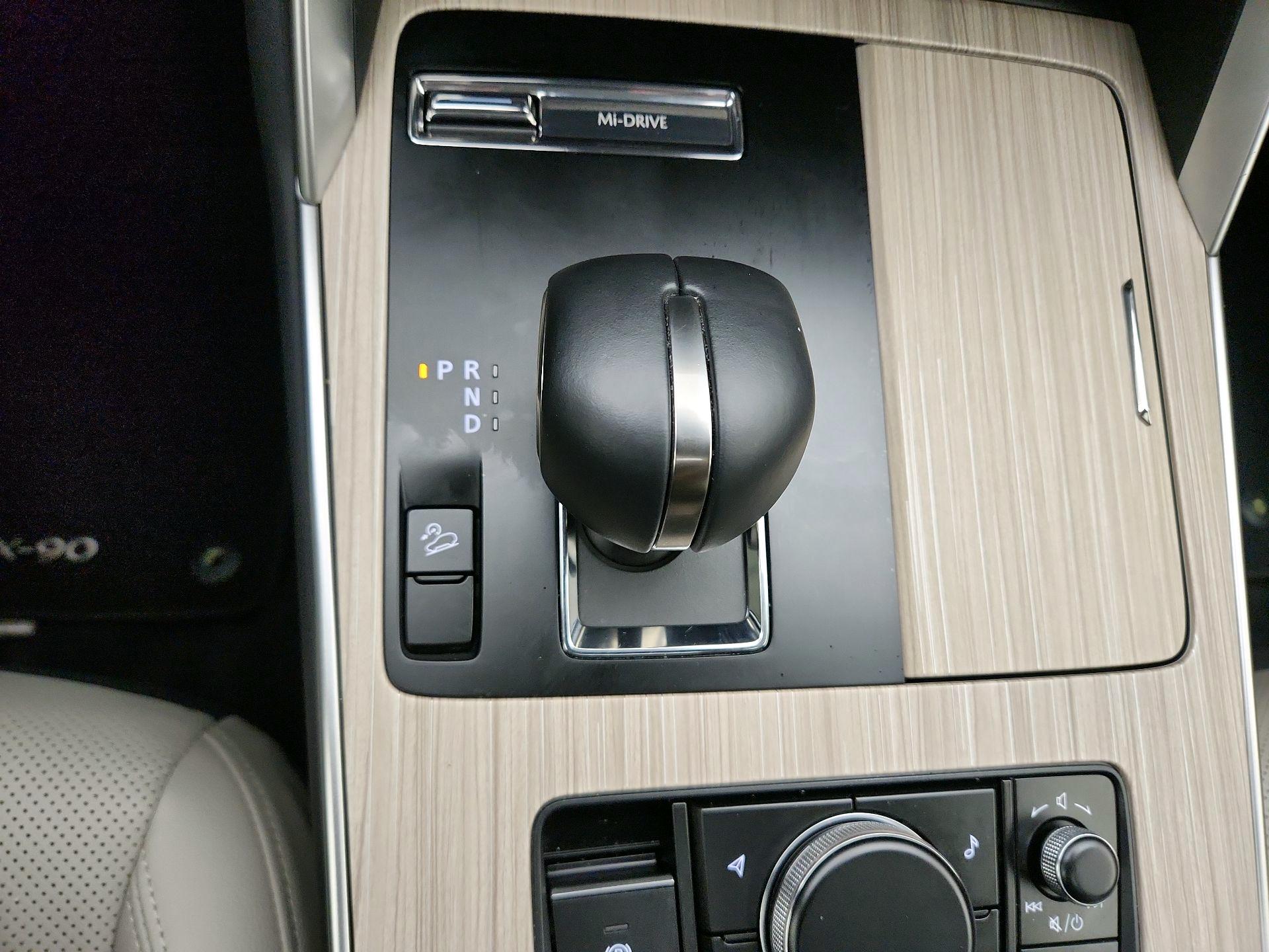 Thumbnail: 2024 Mazda CX-90 - 17