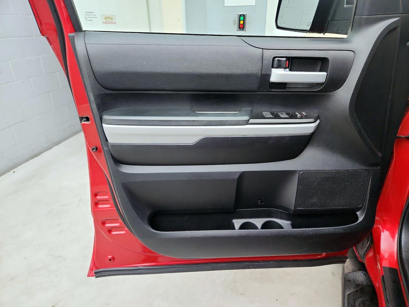 2020 Toyota Tundra SR5 - Photo 13