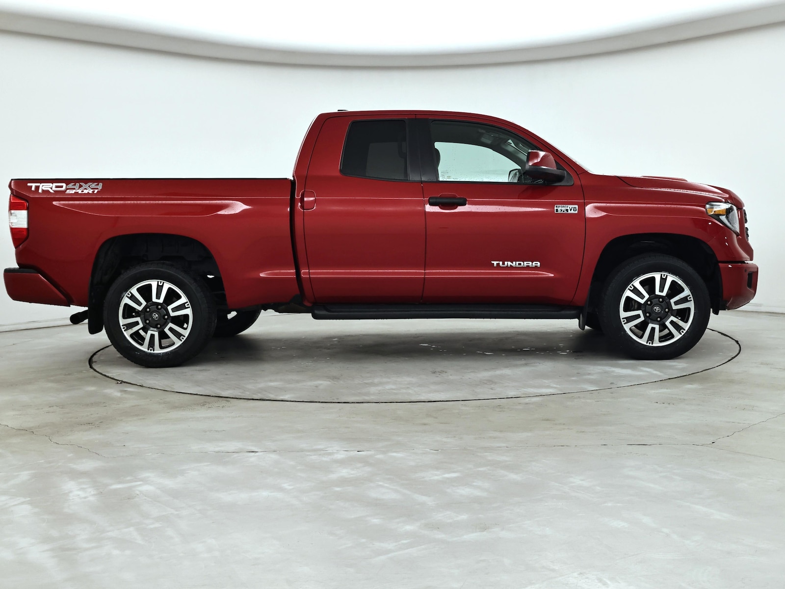 2020 Toyota Tundra SR5 - Photo 8