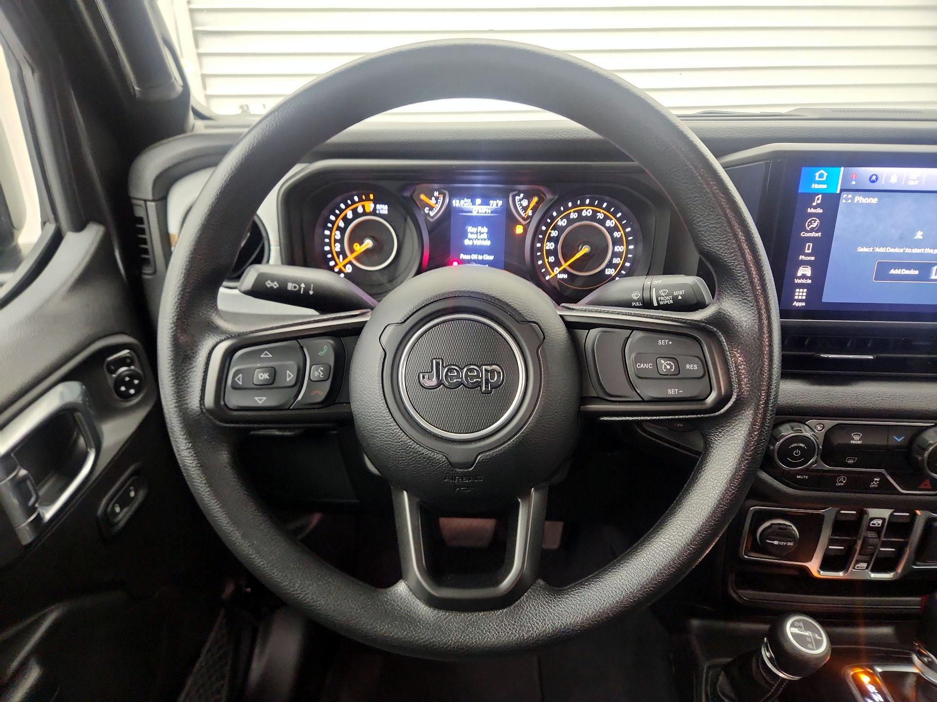 Thumbnail: 2025 Jeep Gladiator - 10