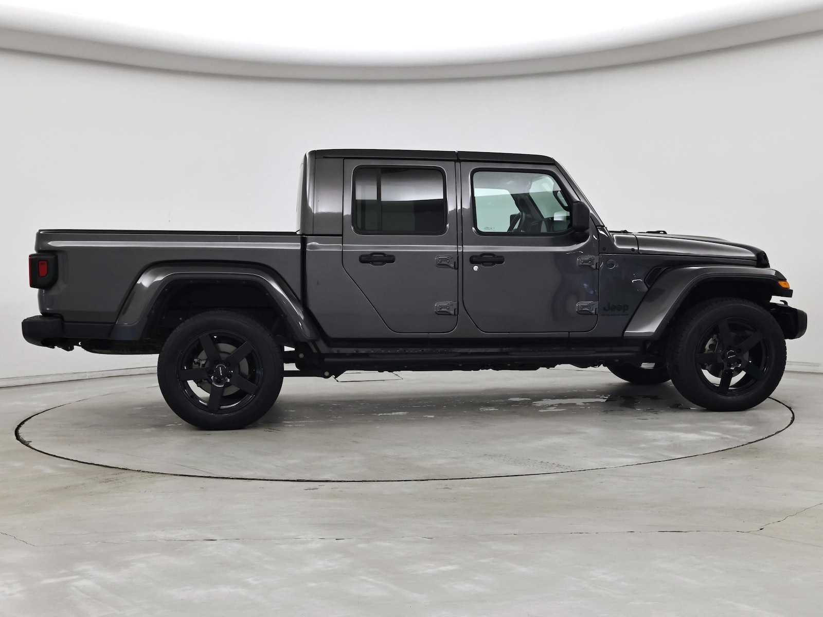 2025 Jeep Gladiator Nighthawk - Photo 8
